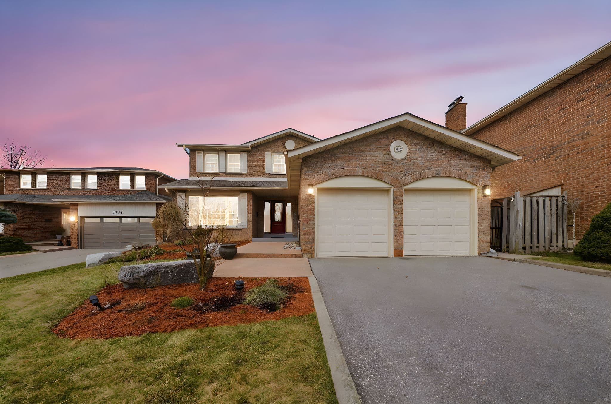 1169 Carlo Court, Mississauga, ON L4W 3N6