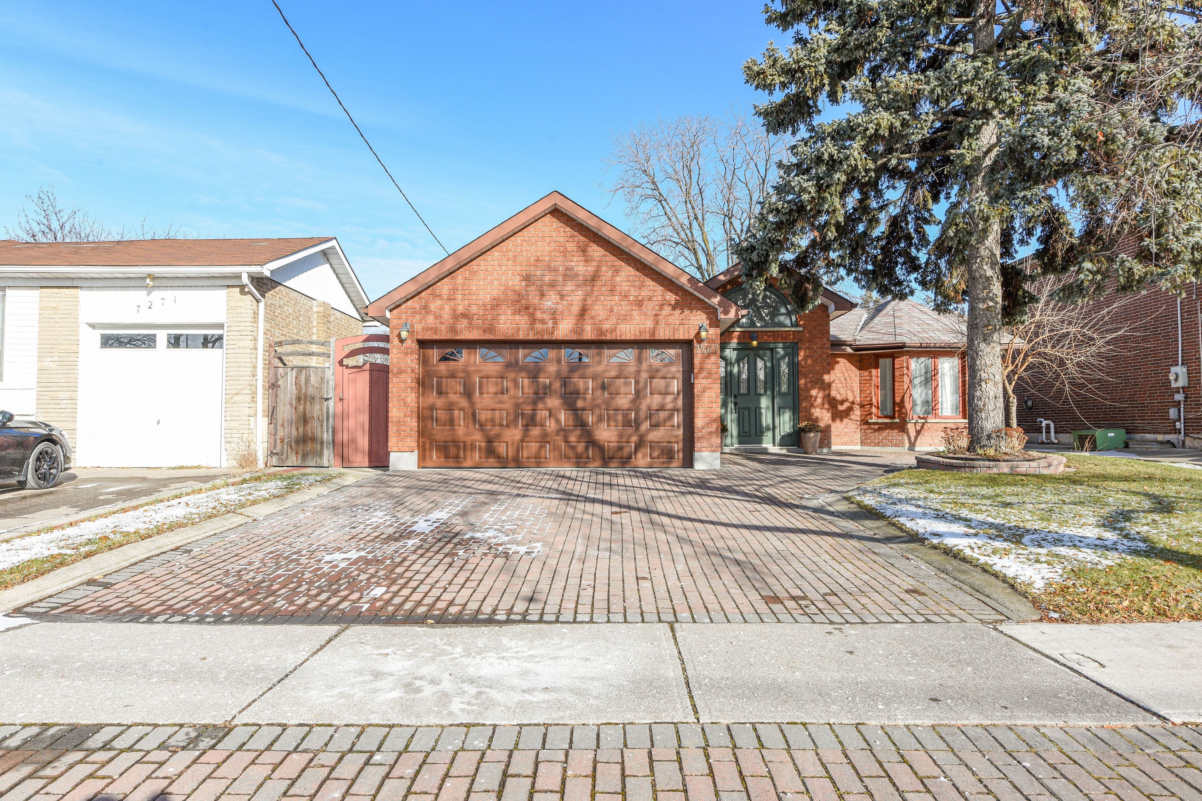 7267 Topping Road, Mississauga, ON L4T 2Y6