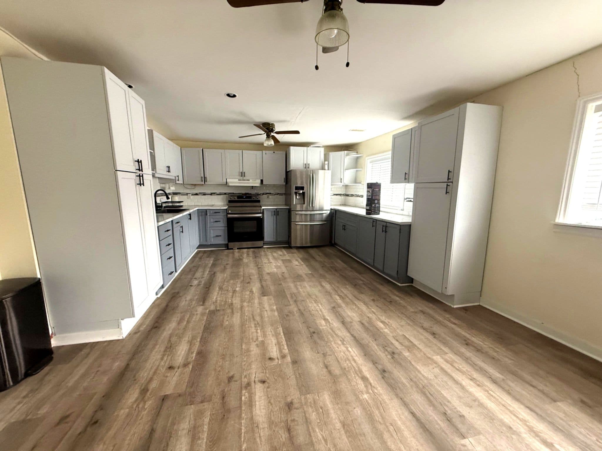 26 BRUCE Street MAIN, Brantford, ON N3R 1E2