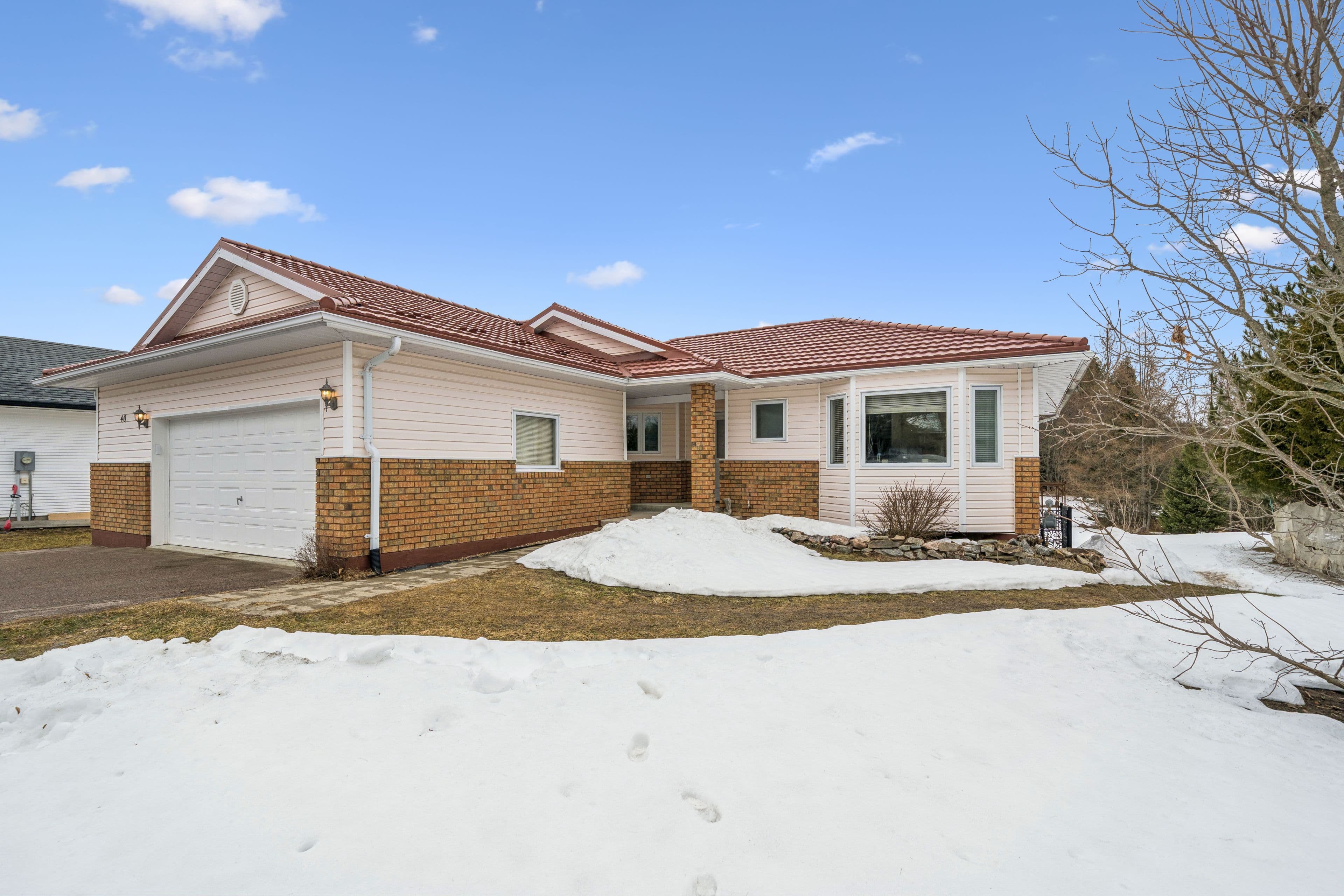 40 Covered Bridge Trail, Bracebridge, ON P1L 1Y1