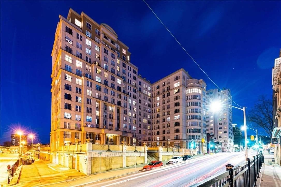 135 James Street S 608, Hamilton, ON L8P 2Z6