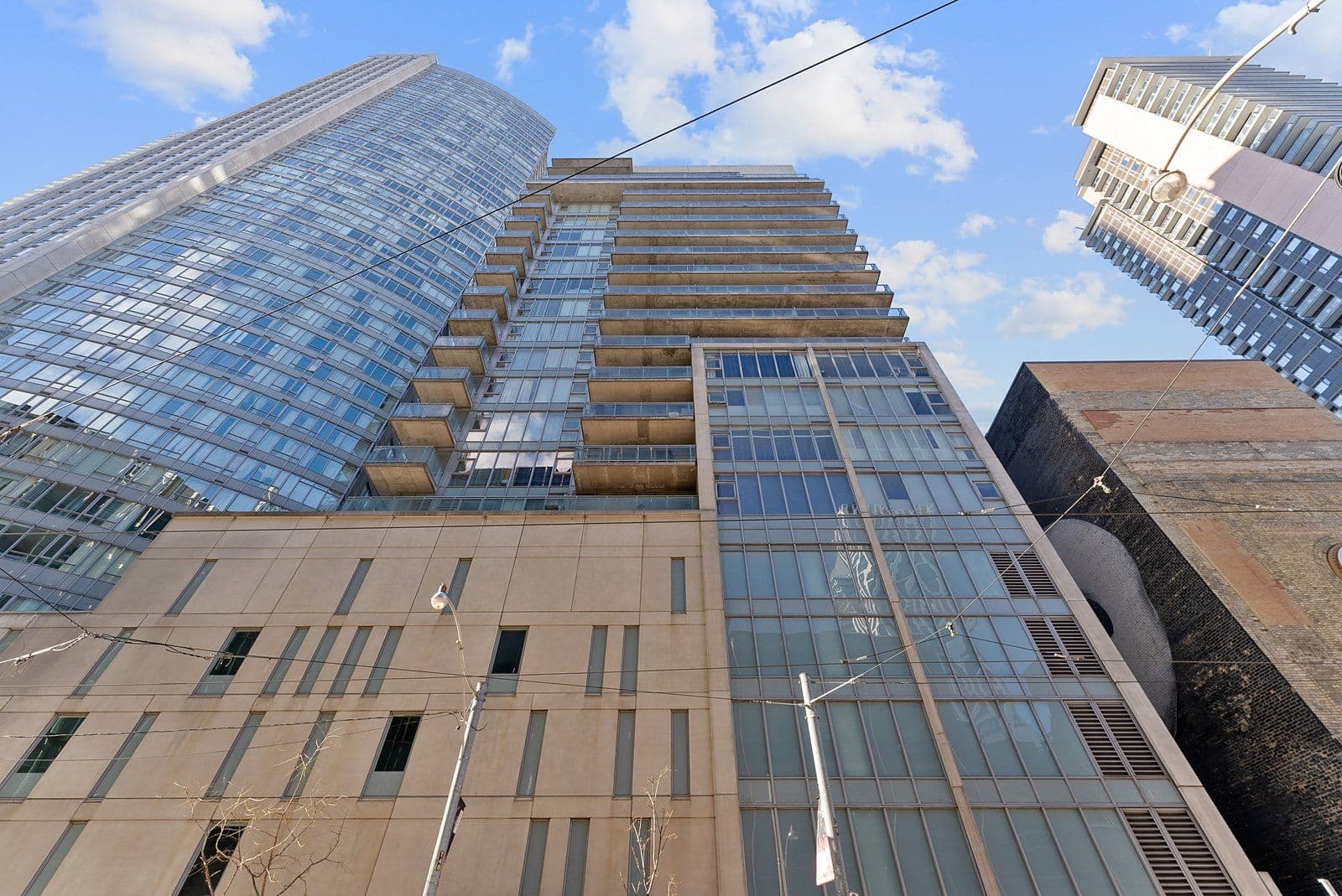 220 Victoria Street 1002, Toronto C08, ON M5B 2R6