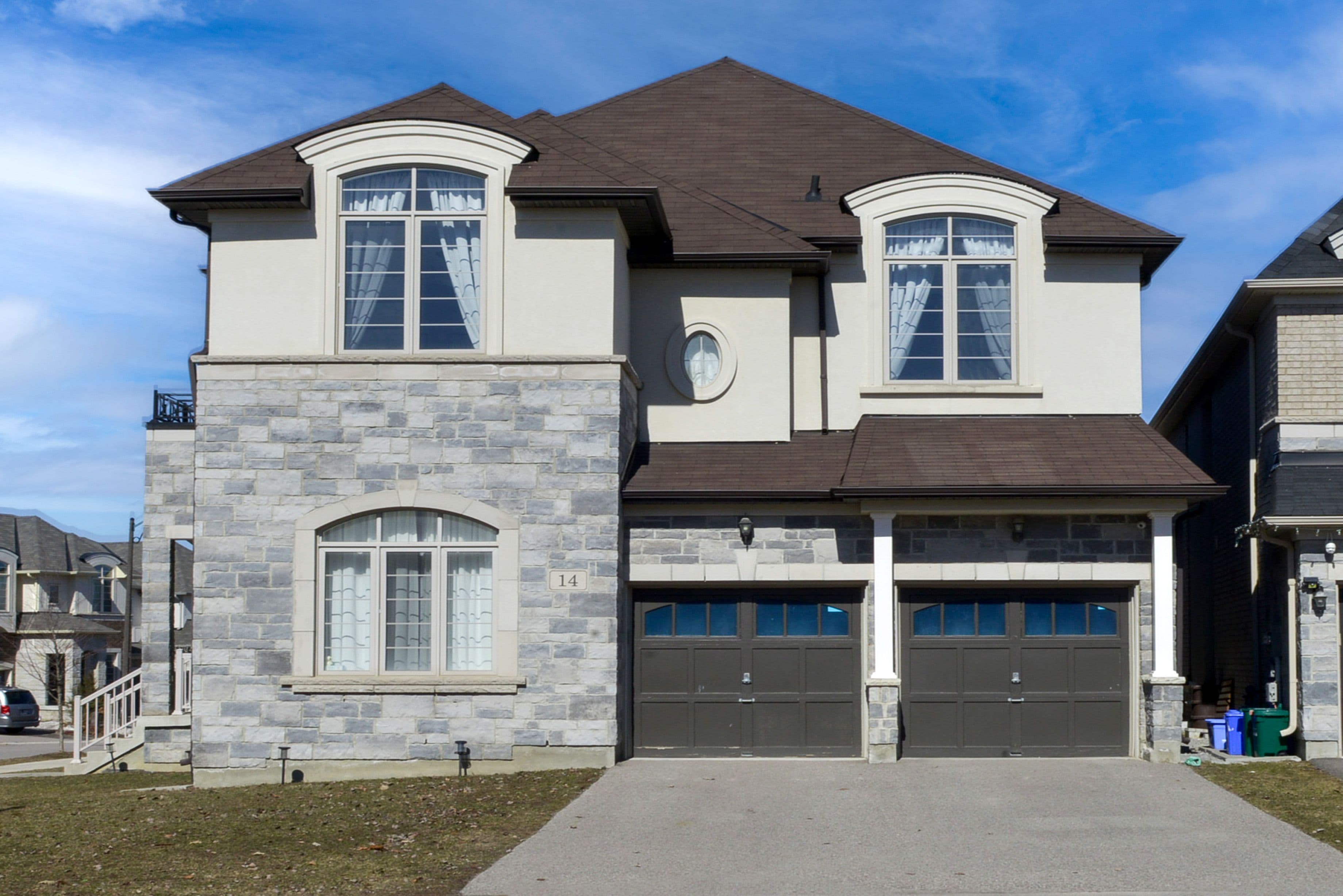 14 Dr Pearson Court, East Gwillimbury, ON L9N 0L6