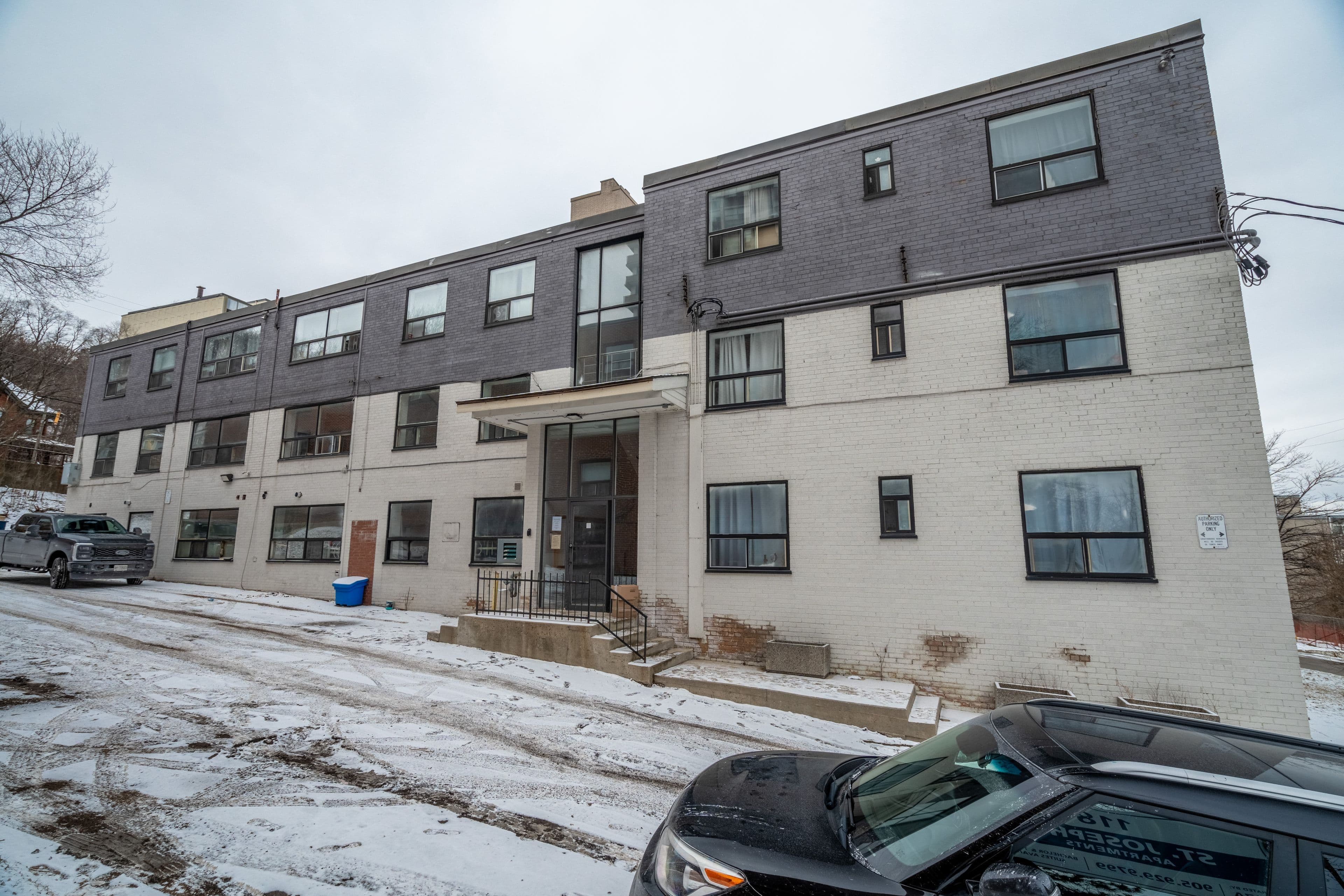 112 St. Joseph's Drive 307, Hamilton, ON L8N 2E7