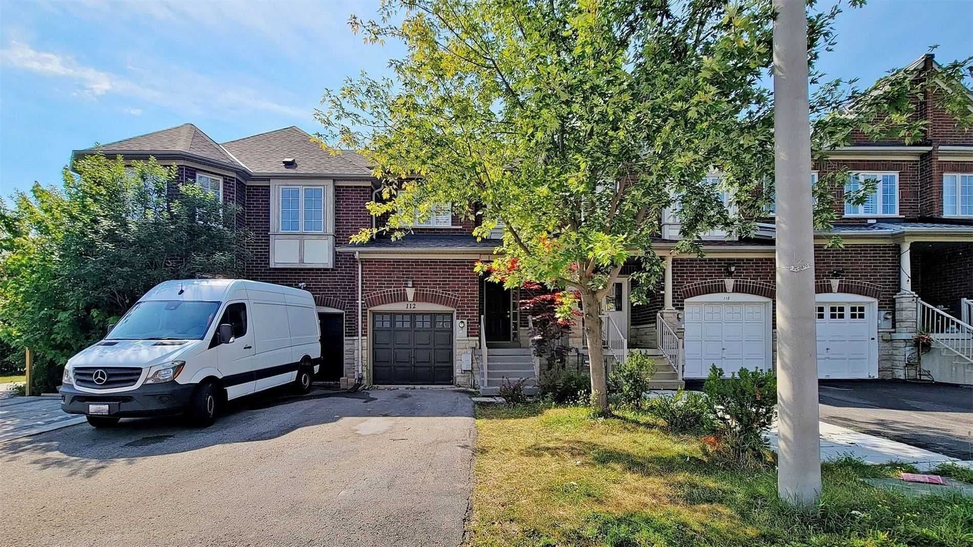 112 Revelstoke Crescent, Richmond Hill, ON L4B 4T5
