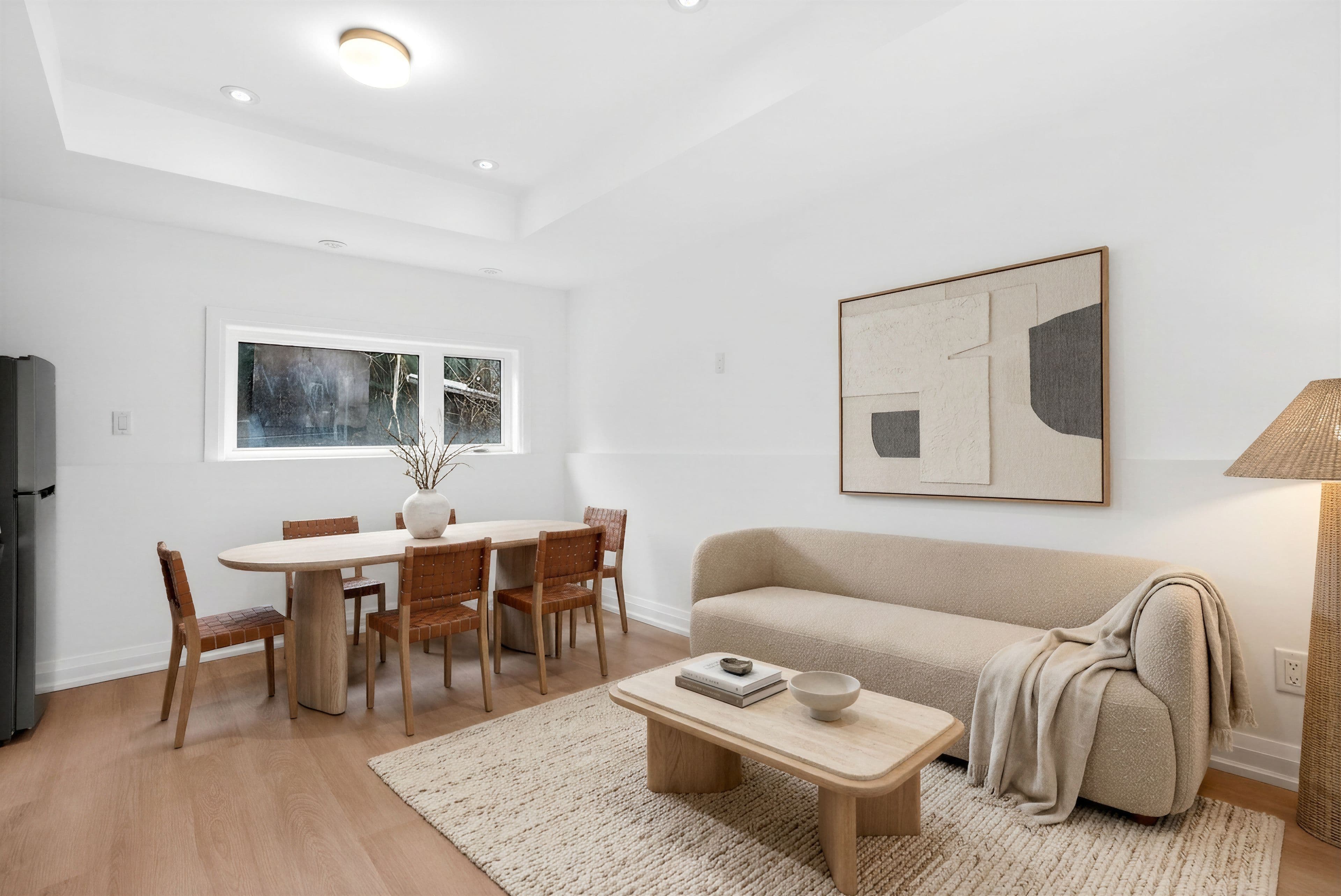 218 Aileen Avenue E, Toronto W03, ON M6M 1G4