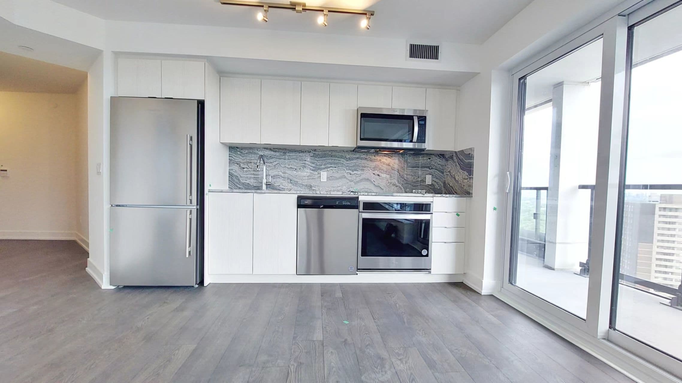 5 Mabelle Avenue 2329, Toronto W08, ON M9A 4Y1