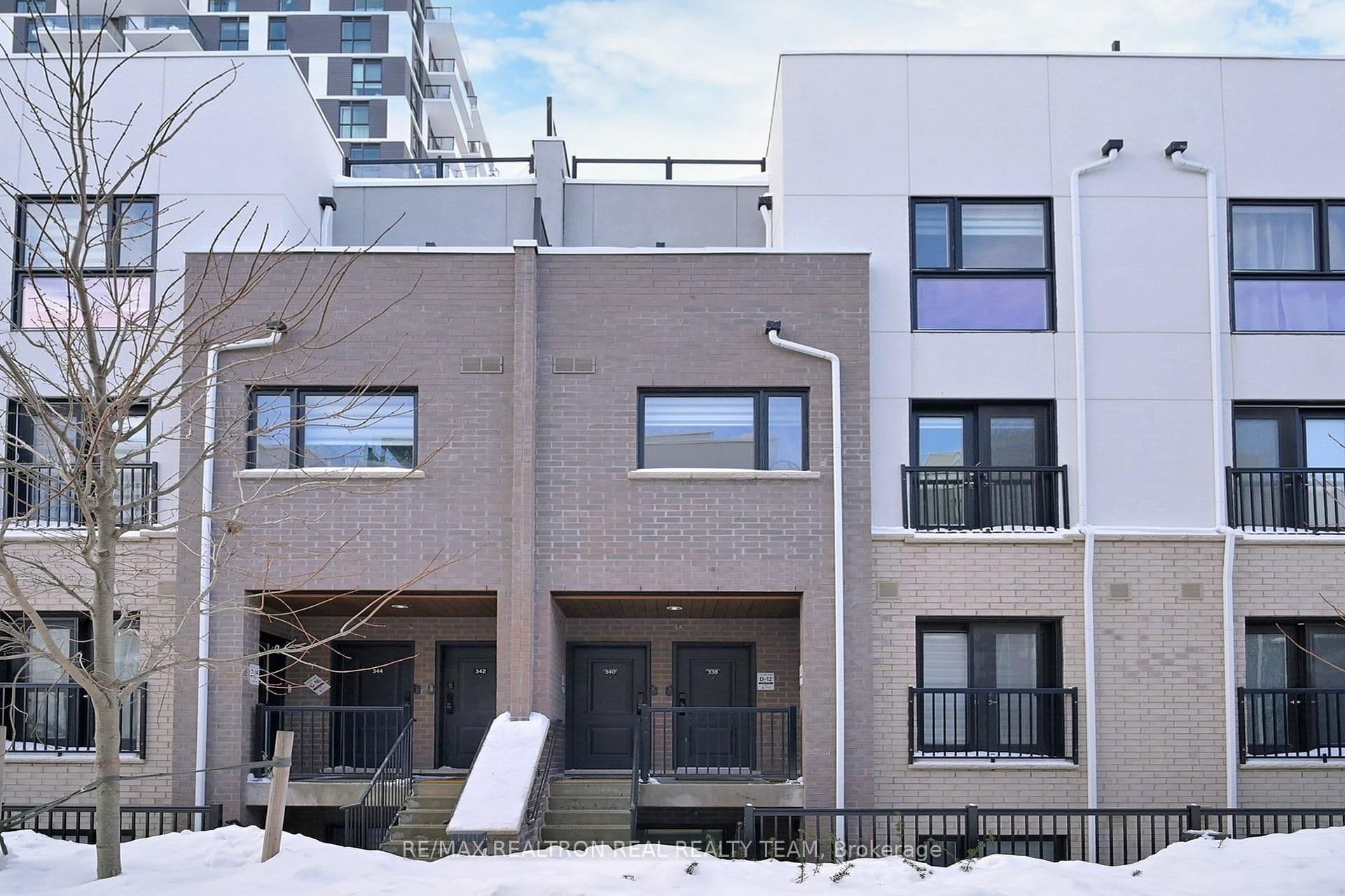 349 Wheat Boom Drive 338, Oakville, ON L6H 7X5