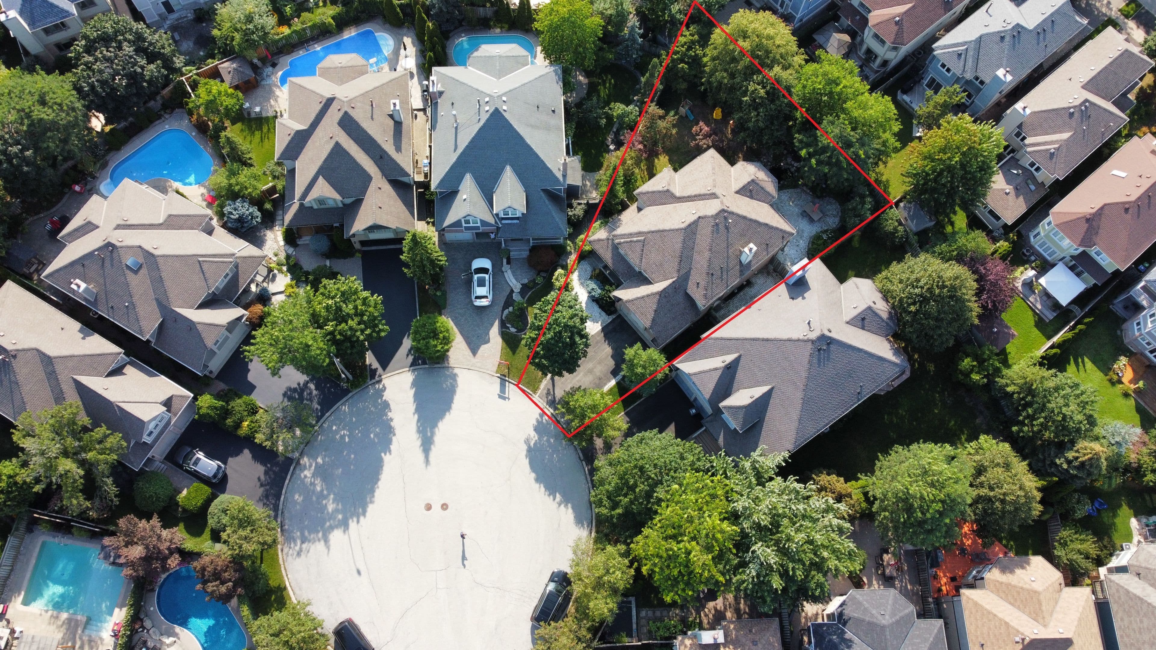 2623 Charlotte Court, Mississauga, ON L5M 5E6