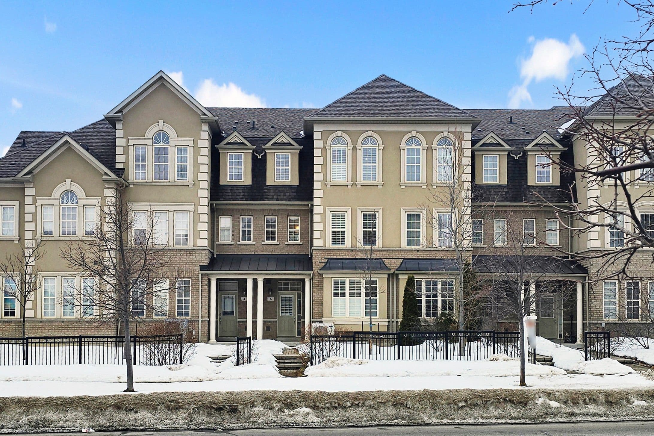 6 Poetry Drive, Vaughan, ON L4H 3P7