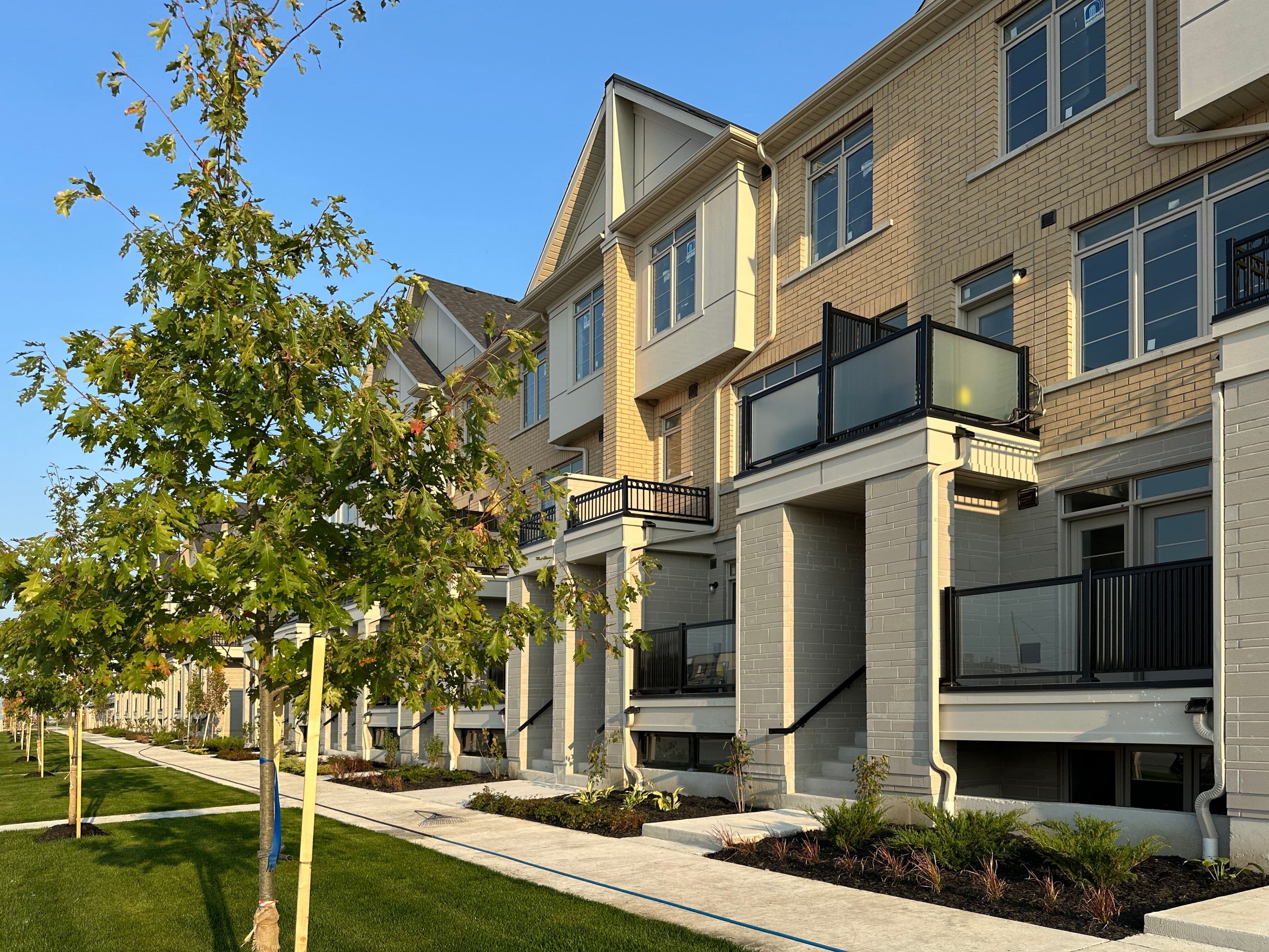 1655 Palmers Sawmill Road 104, Pickering, ON L1X 0R3