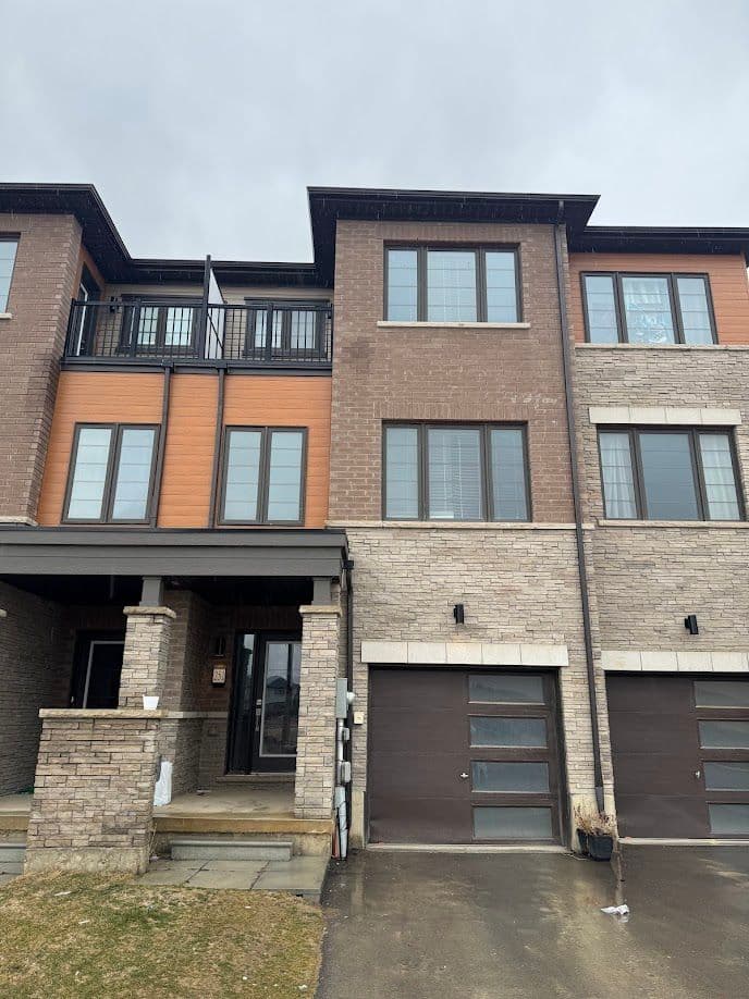 251 Gillespie Drive, Brantford, ON N3T 0W2