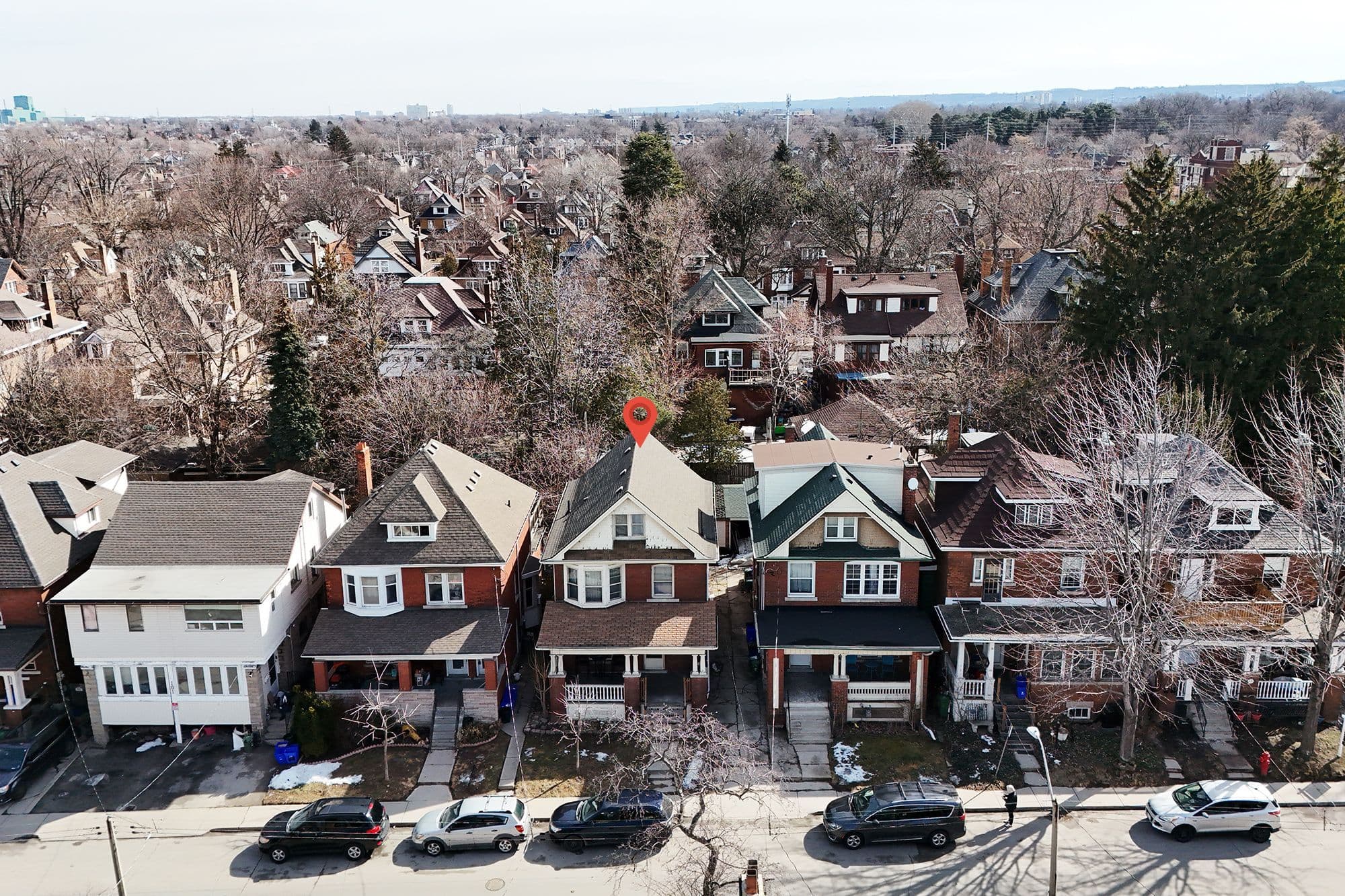 107 Spadina Avenue E, Hamilton, ON L8M 2X4