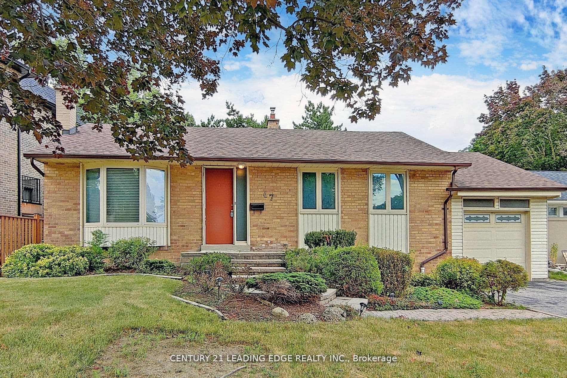 47 Southwell Drive Bsmt, Toronto C13, ON M3B 2P1