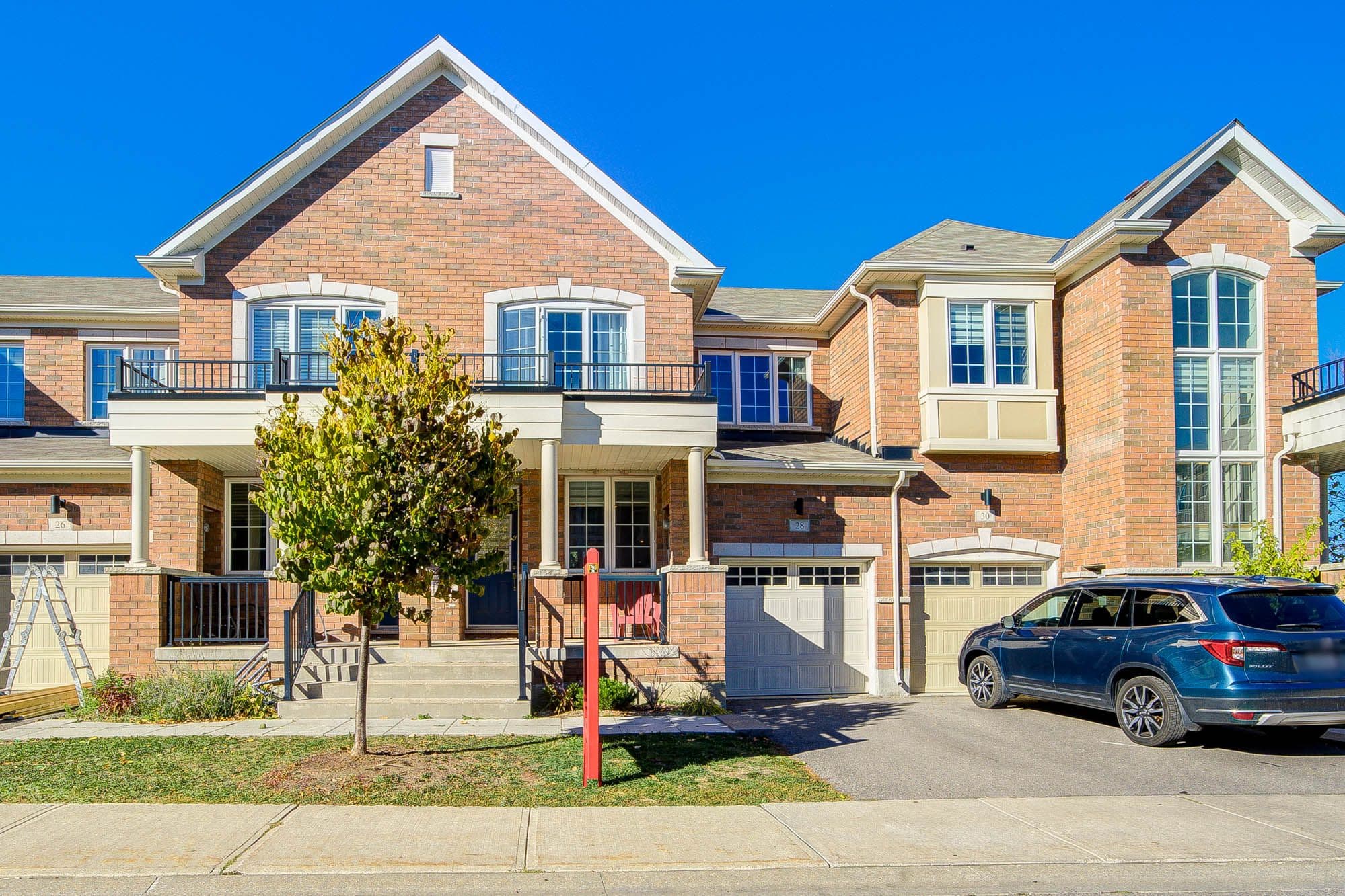 28 Avonmore Trail, Vaughan, ON L6A 4Y4