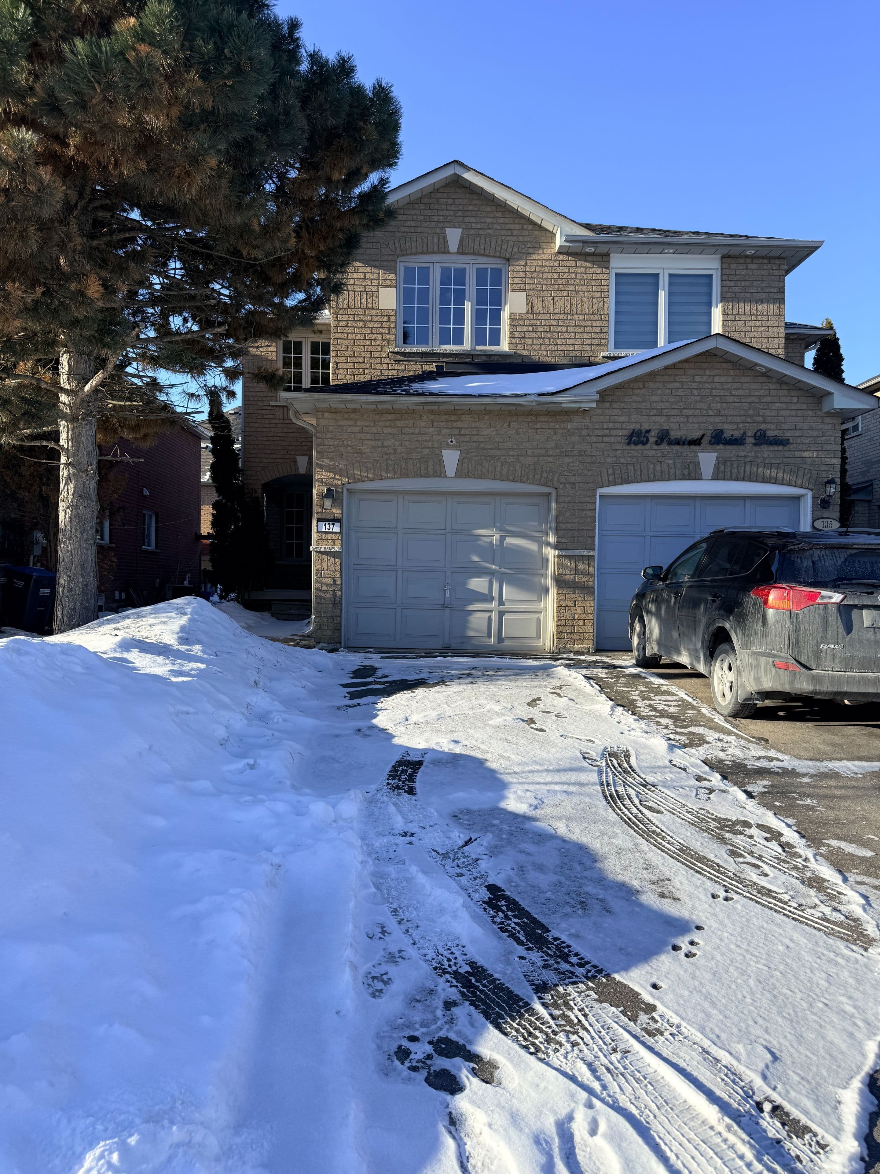 137 Pressed Brick Drive, Brampton, ON L6V 4K5