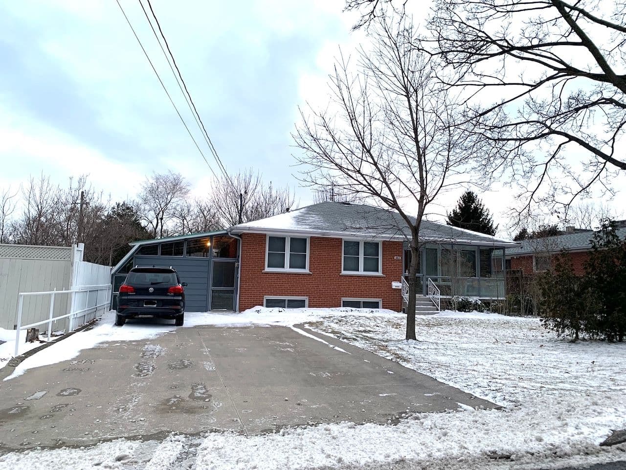 860 Francis Road, Burlington, ON L7T 3Y2