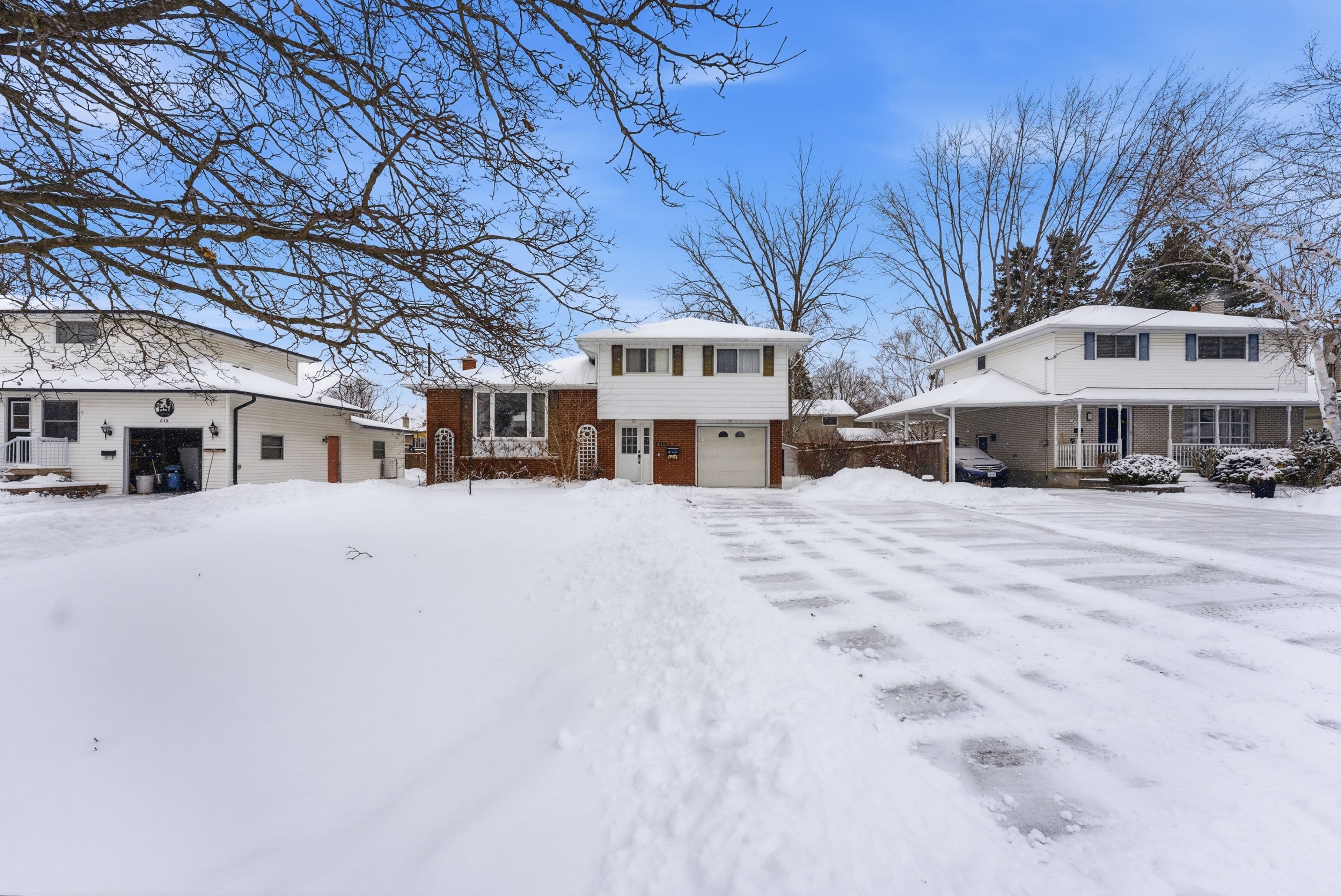 640 Bridge Street E, Belleville, ON K8N 1S5