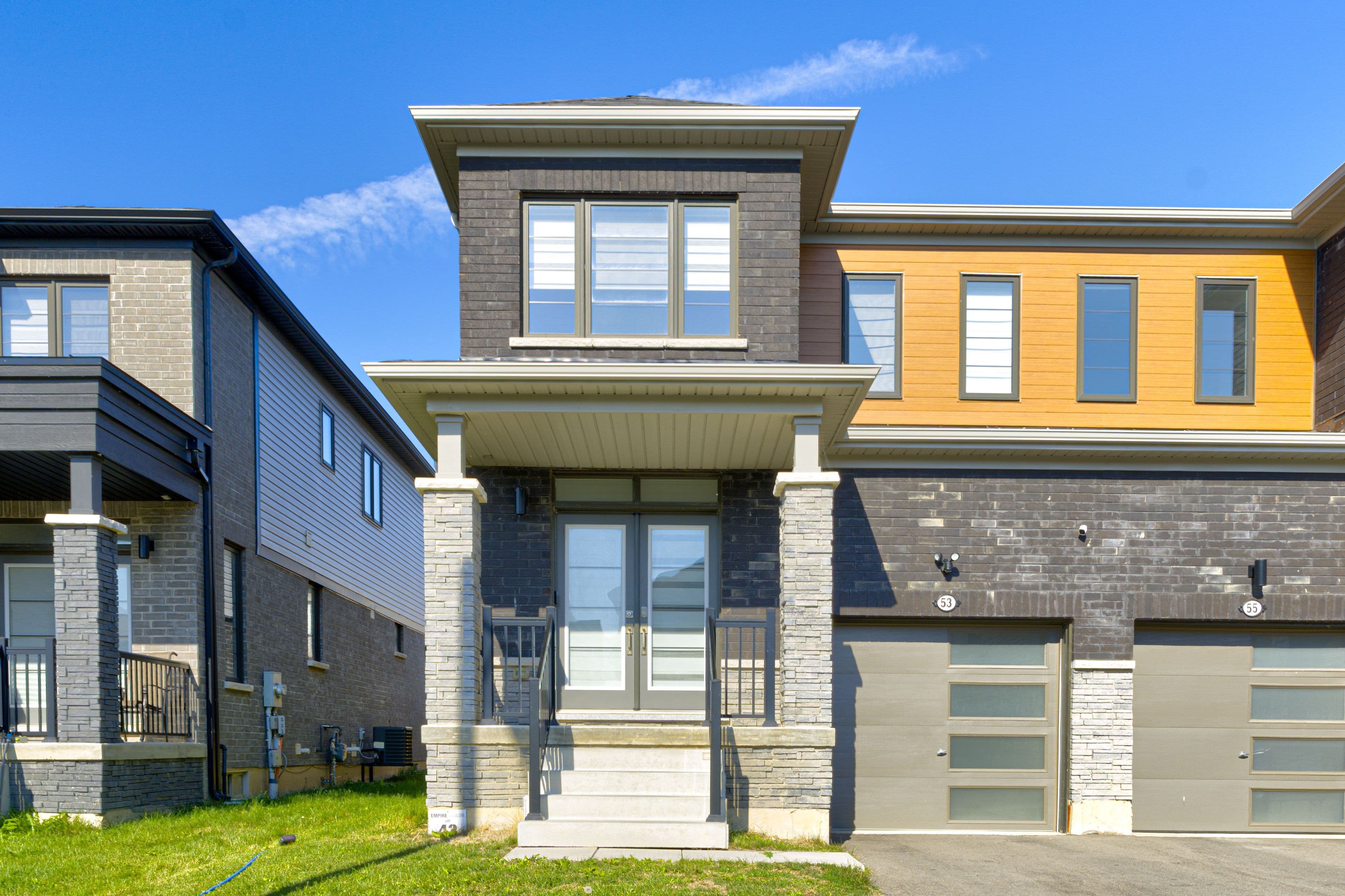 53 Lillian Way, Haldimand, ON N3W 0E7