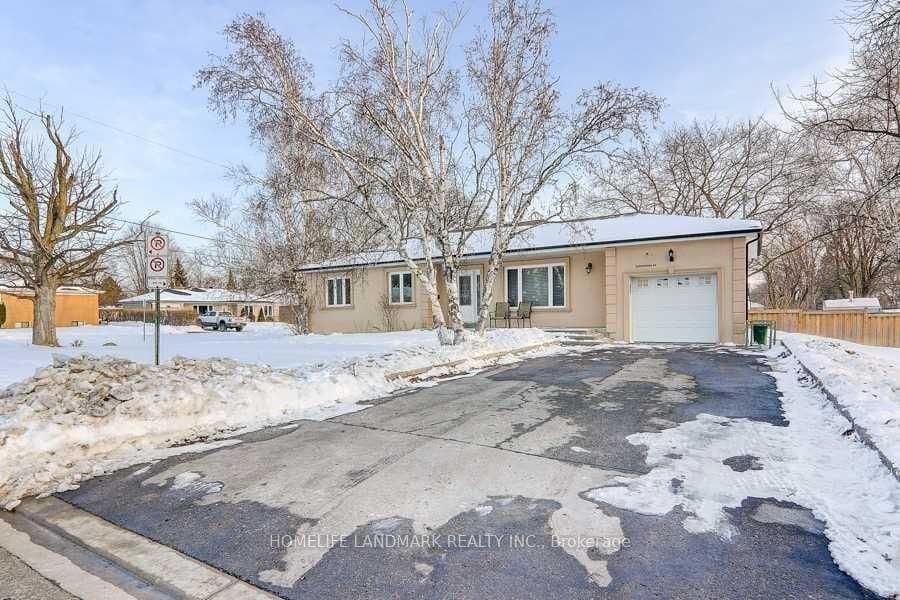 32 Windridge Drive, Markham, ON L3P 1T8