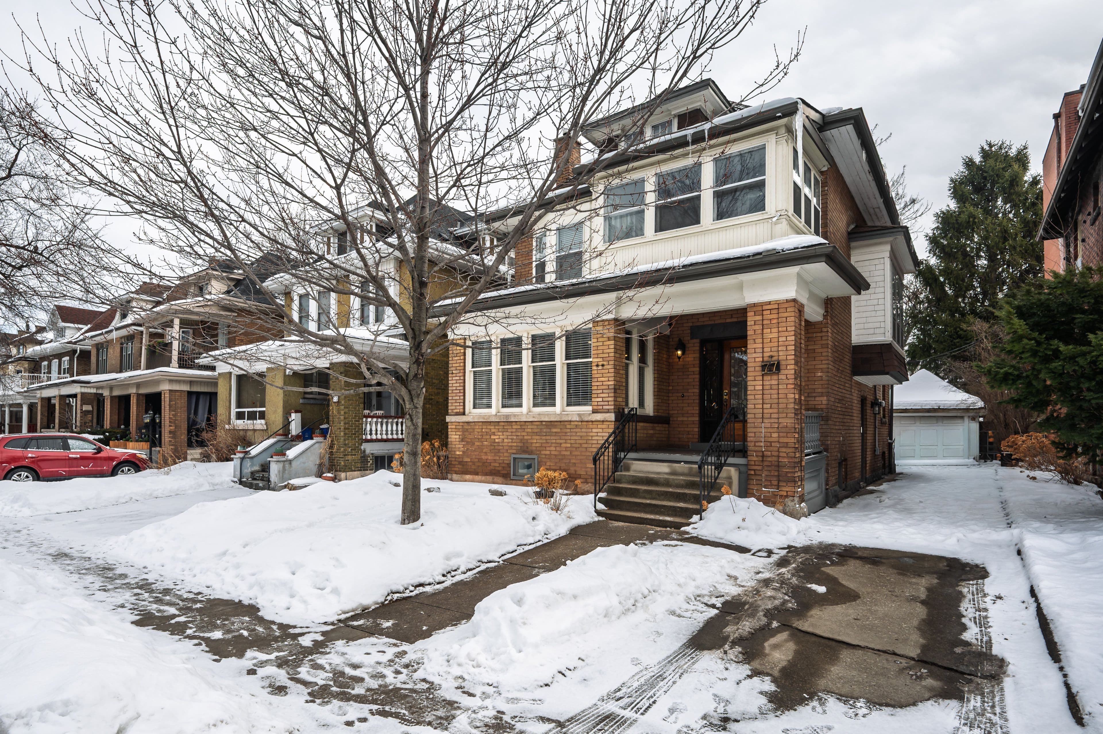 77 Proctor Boulevard, Hamilton, ON L8M 2M5