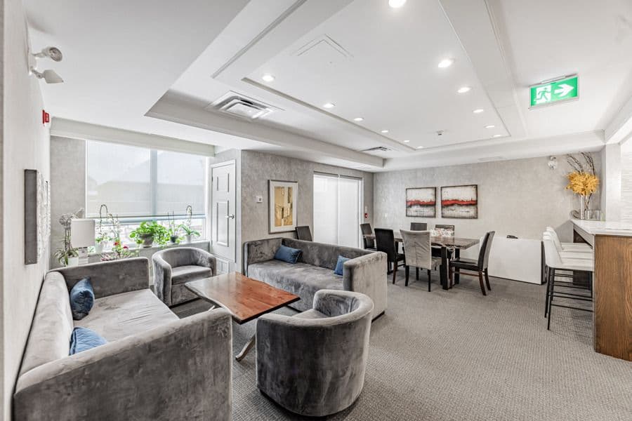 30 Via Rosedale N/A 316, Brampton, ON L6R 3Z9