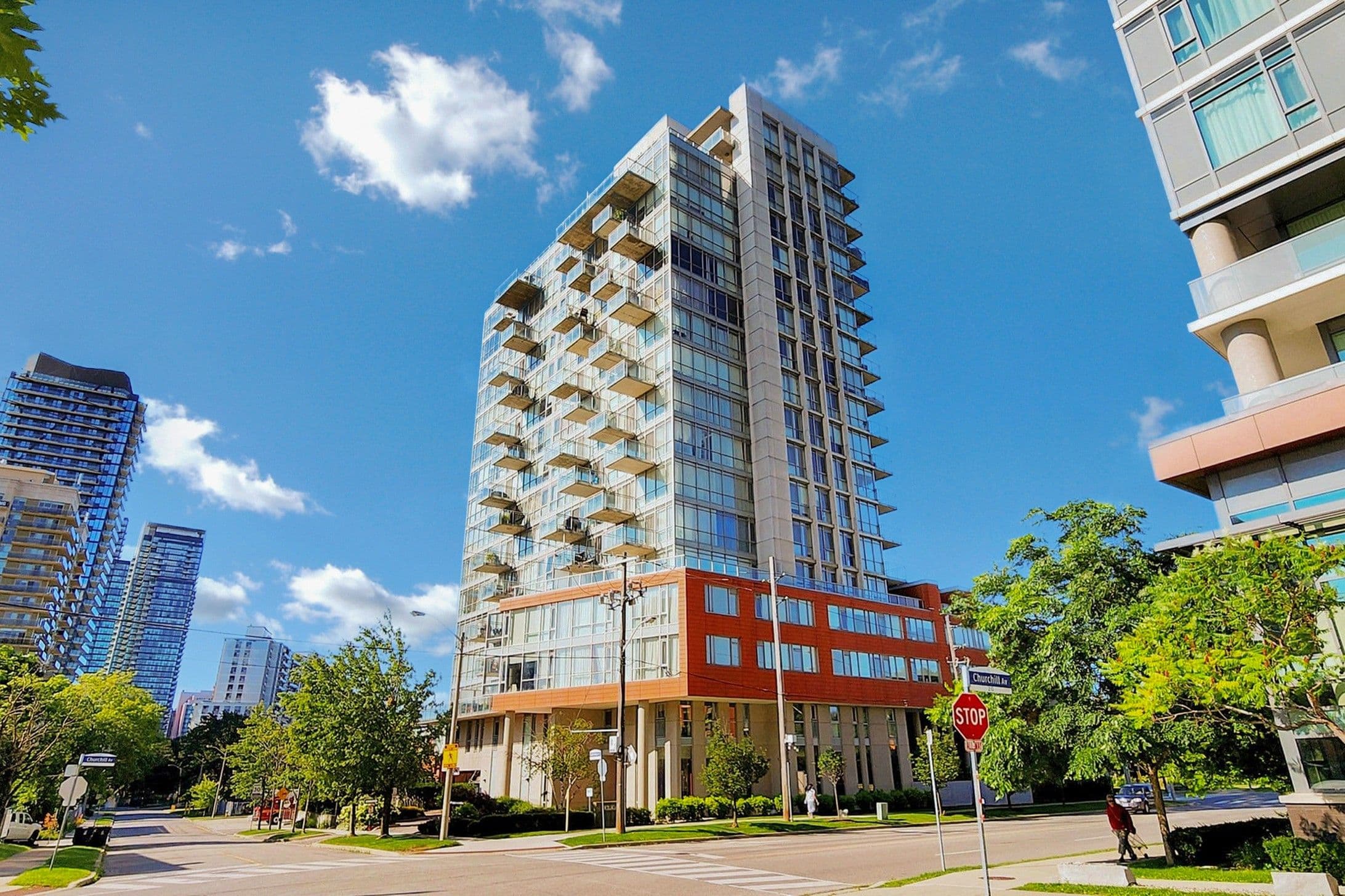 30 Canterbury Place 1602, Toronto C07, ON M2N 0B9