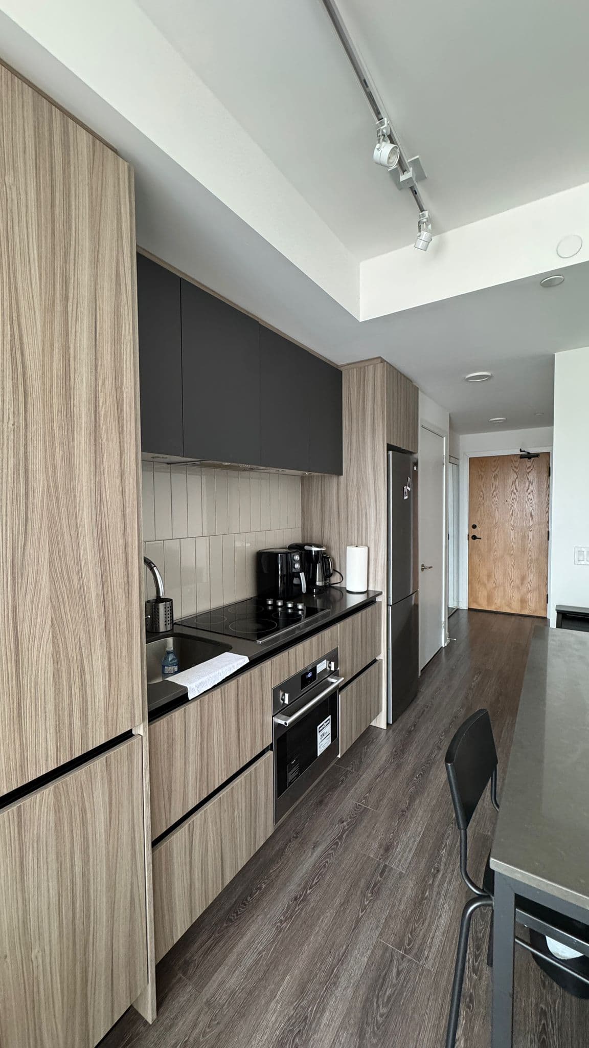 7950 Bathurst Street 1012, Vaughan, ON L4J 0L4