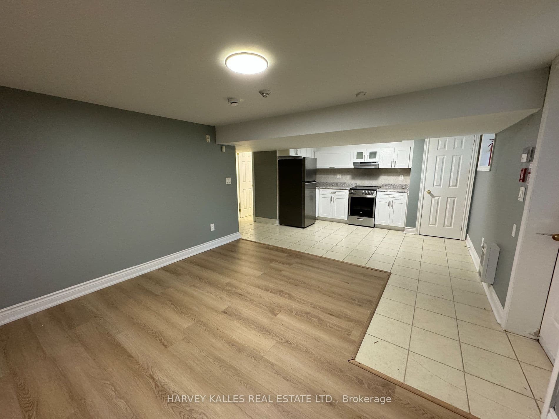 775 Ossington Avenue 7, Toronto W02, ON M6G 3T8