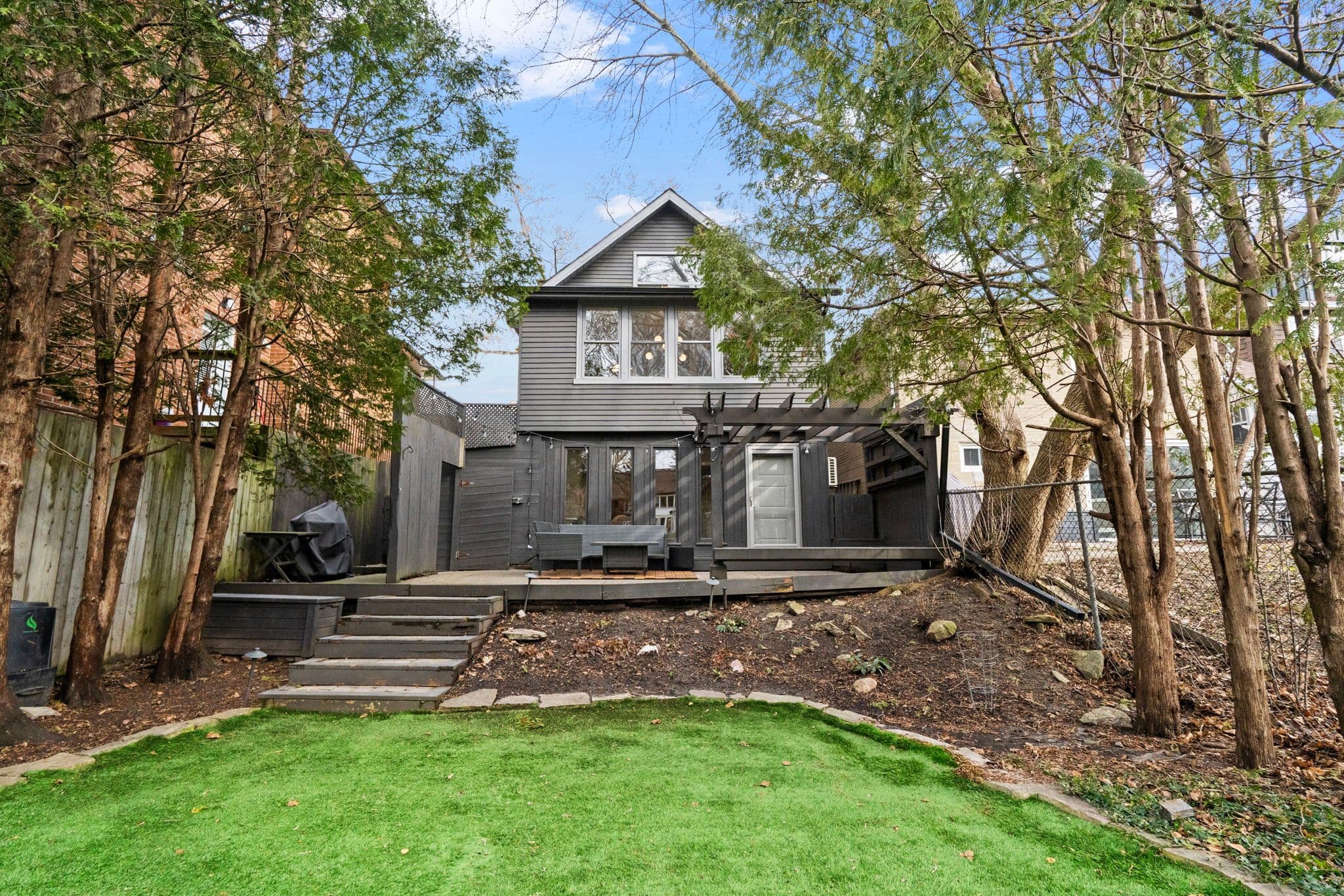 115 Cavell Avenue, Toronto W06, ON M8V 1P5