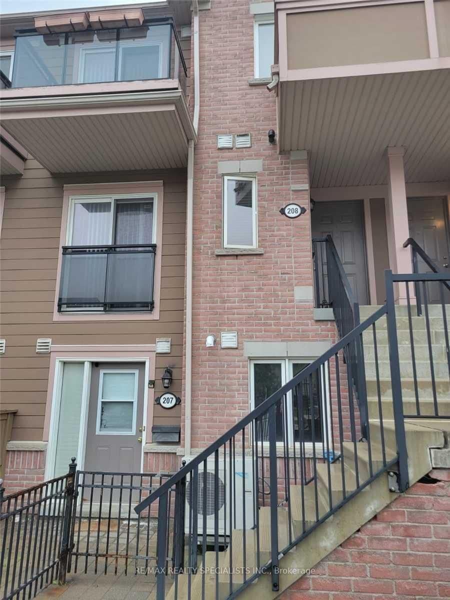 4975 Southampton Drive 208, Mississauga, ON L5M 8E1