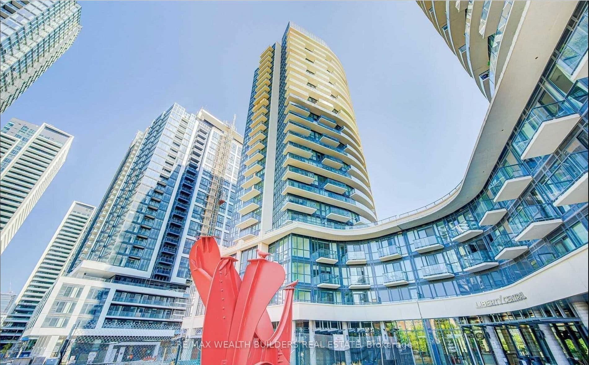 49 East Liberty Street W 413, Toronto C01, ON M6K 0B2