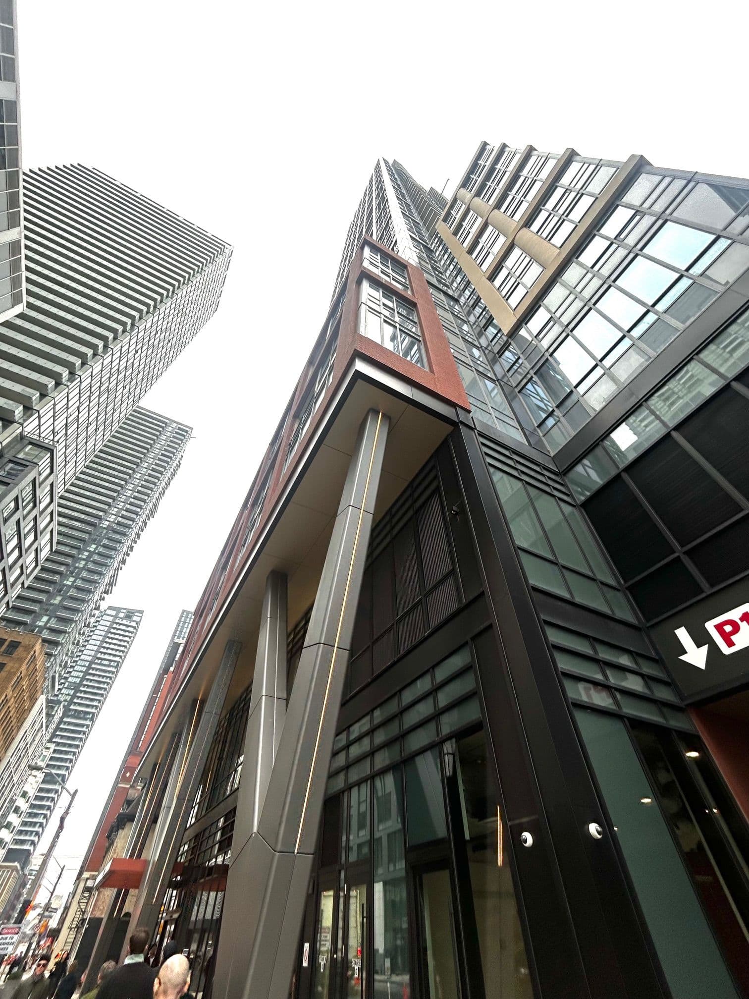 108 Peter Street 4713, Toronto C01, ON M5V 0W2