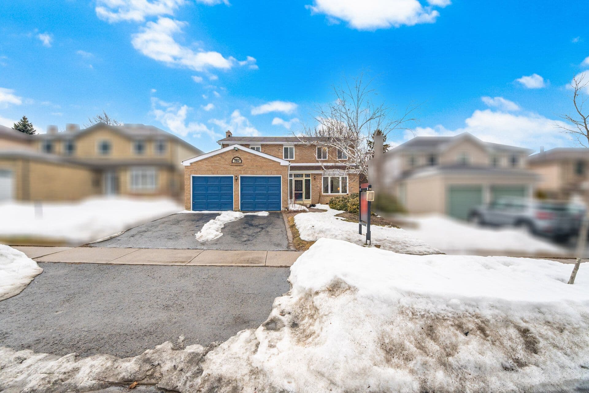 782 Aspen Road, Pickering, ON L1V 3S3