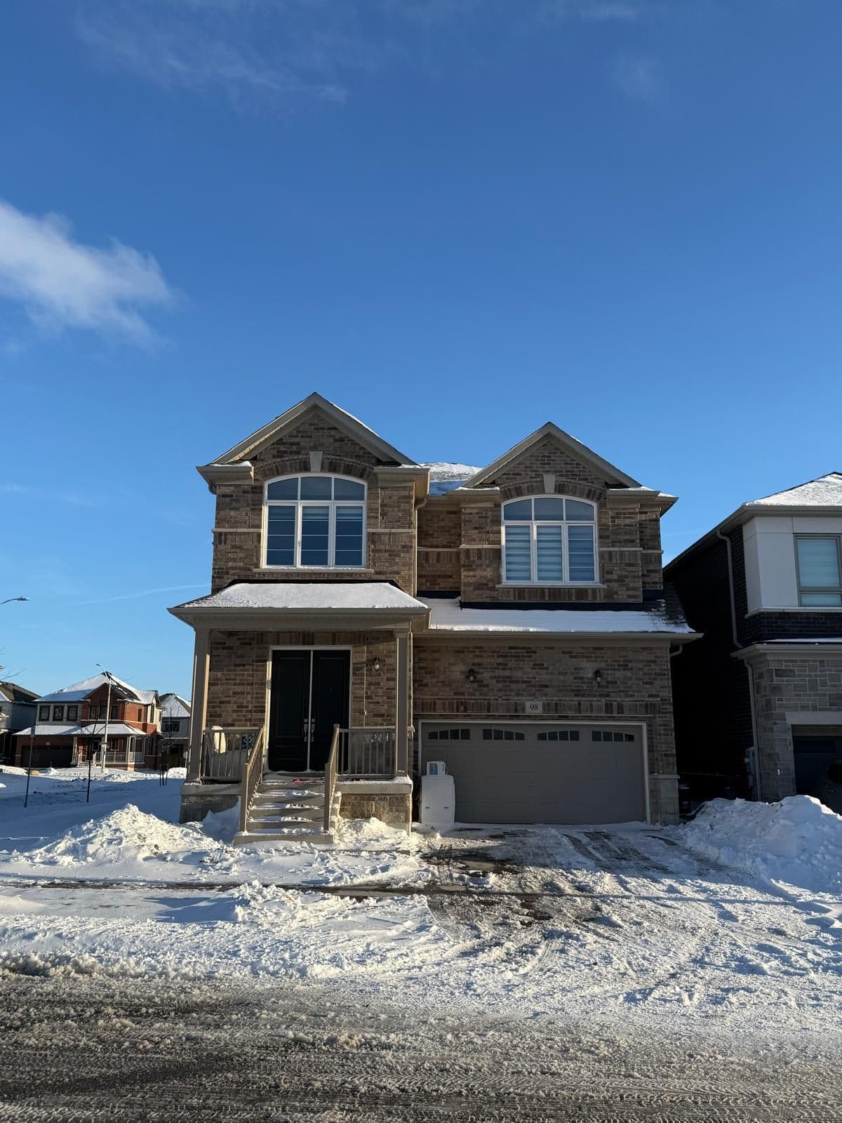 98 Shepherd Drive, Barrie, ON L9S 2Z4