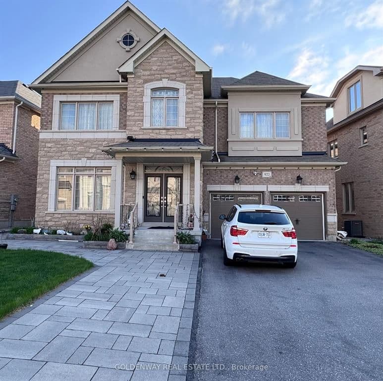 922 Ernest Cousins Circle Bsmt, Newmarket, ON L3X 0B7