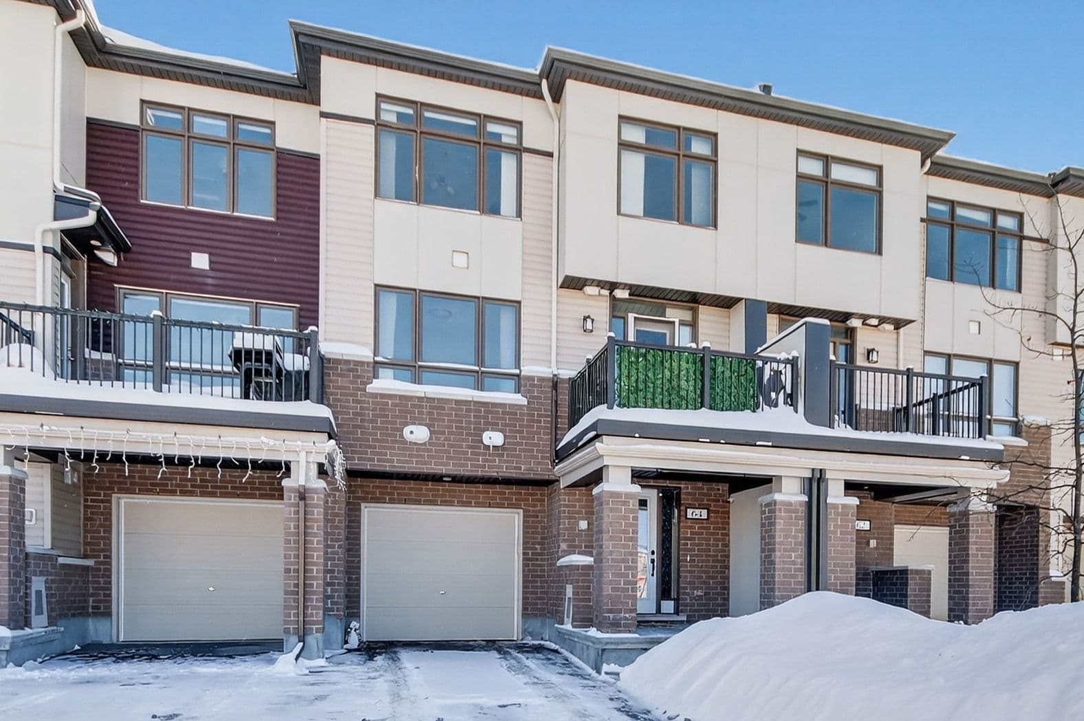 64 Feathertop Lane, Kanata, ON K2V 0K7