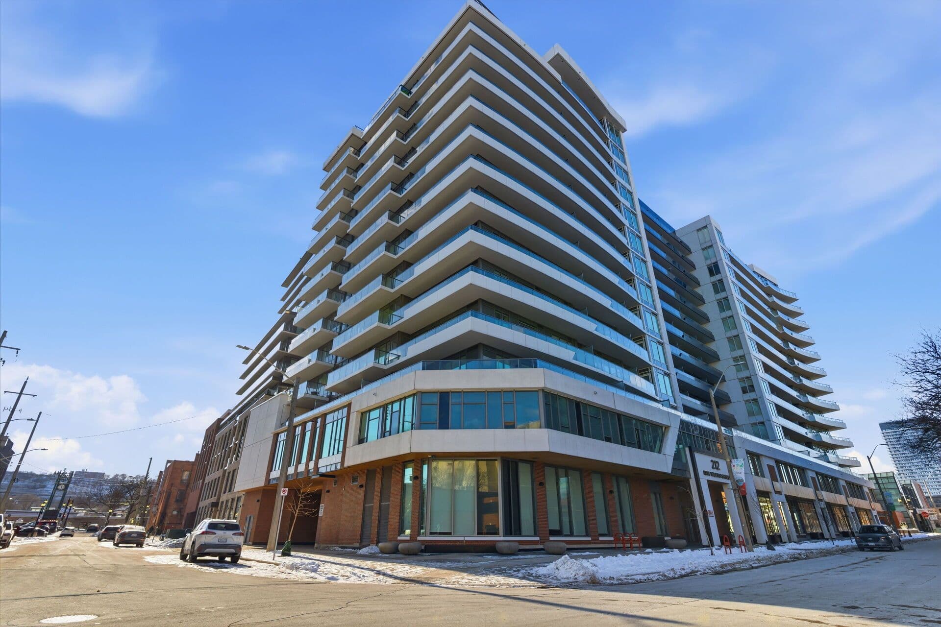 212 King William Street 914, Hamilton, ON L6R 3N9