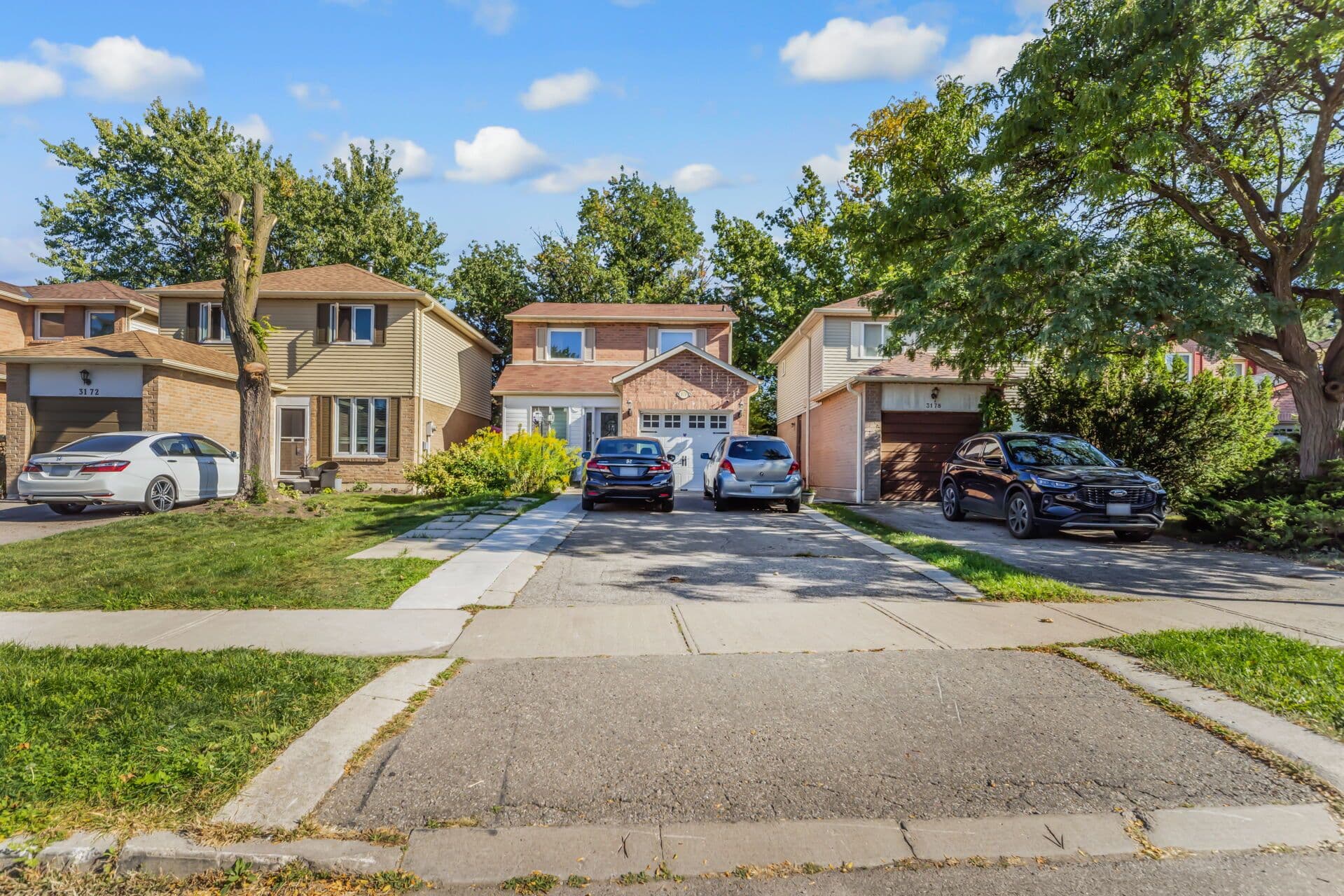 3176 Anderson Crescent, Mississauga, ON L5N 2Y5