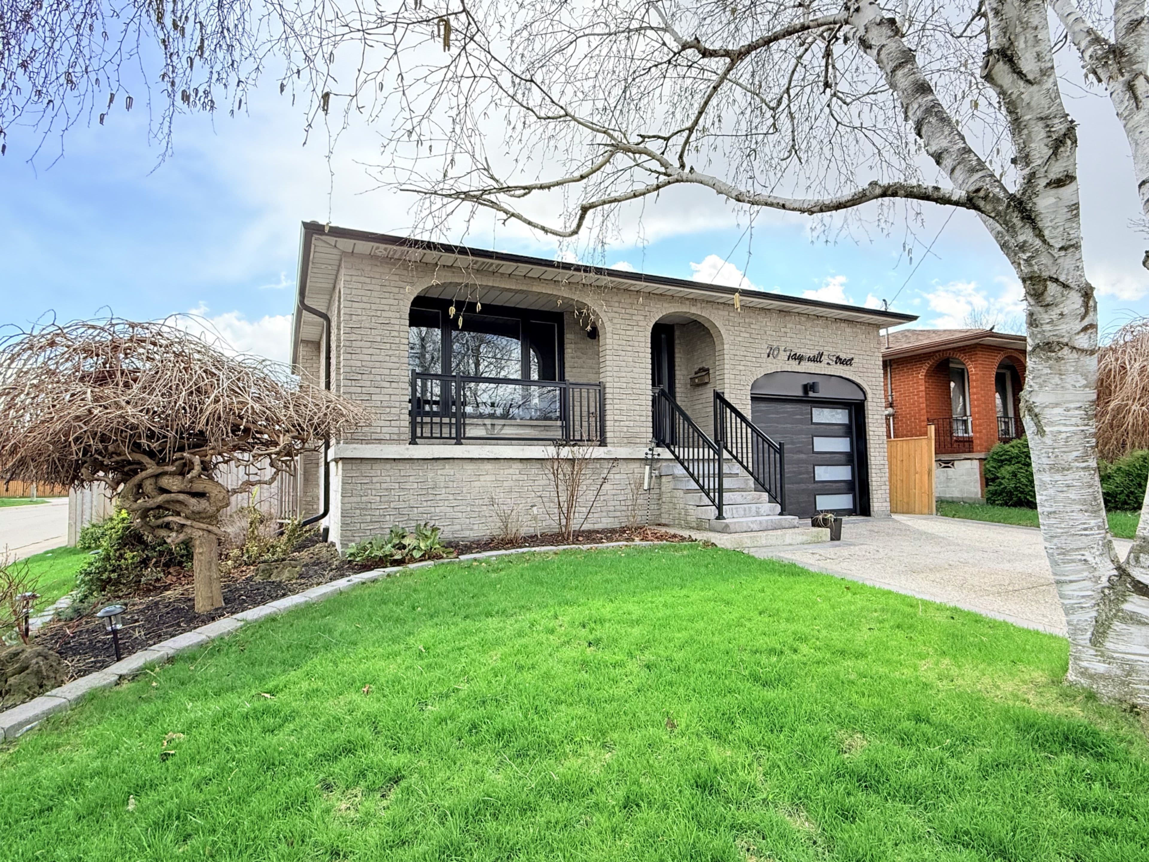 70 Taymall Street, Hamilton, ON L8W 2A1