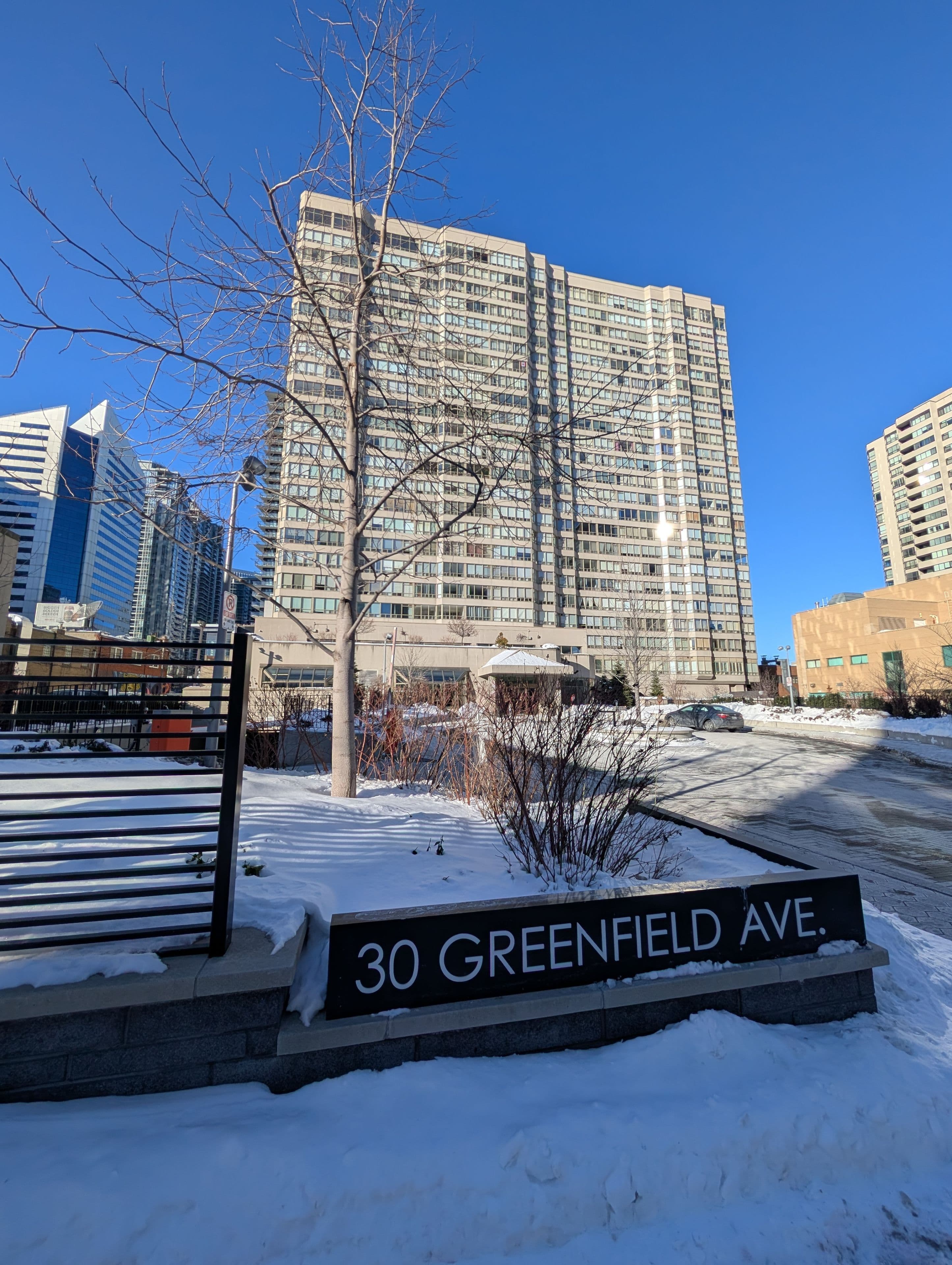 30 Greenfield Avenue 403, Toronto C14, ON M2N 6N3