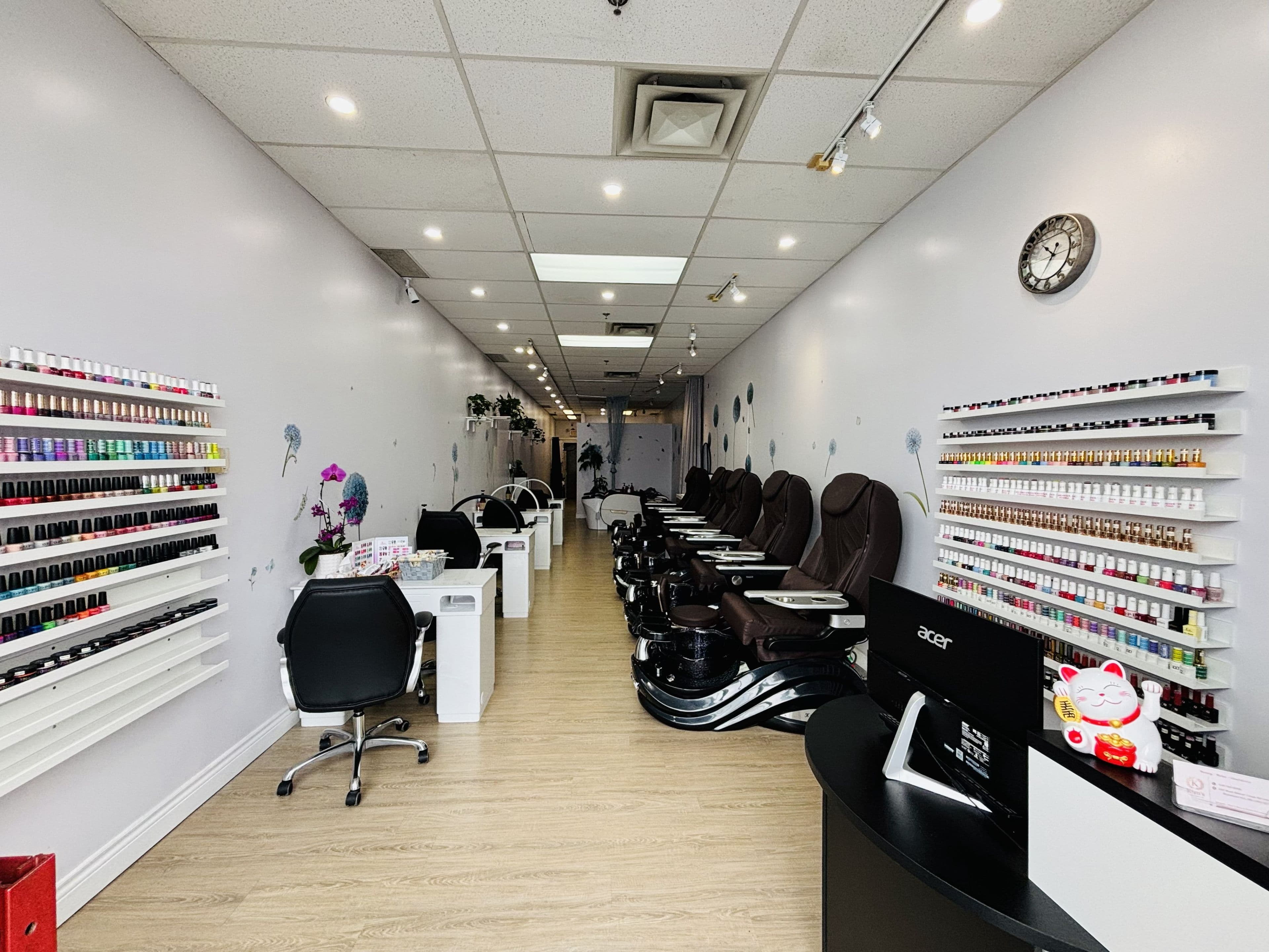 280 West Beaver Creek Road 5, Richmond Hill, ON L4B 3Z1