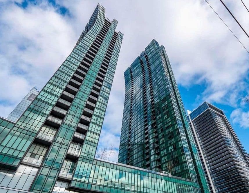 9 Bogert Avenue 4202, Toronto C07, ON M2N 0H3