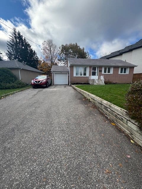 163 Newton Drive, Toronto C14, ON M2M 2N6