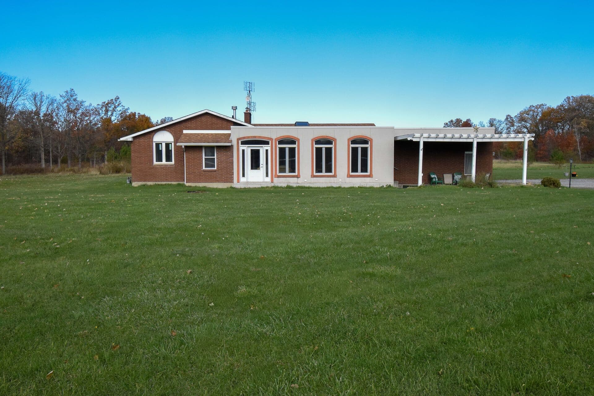 9735 CARL Road, Niagara Falls, ON L0S 1K0