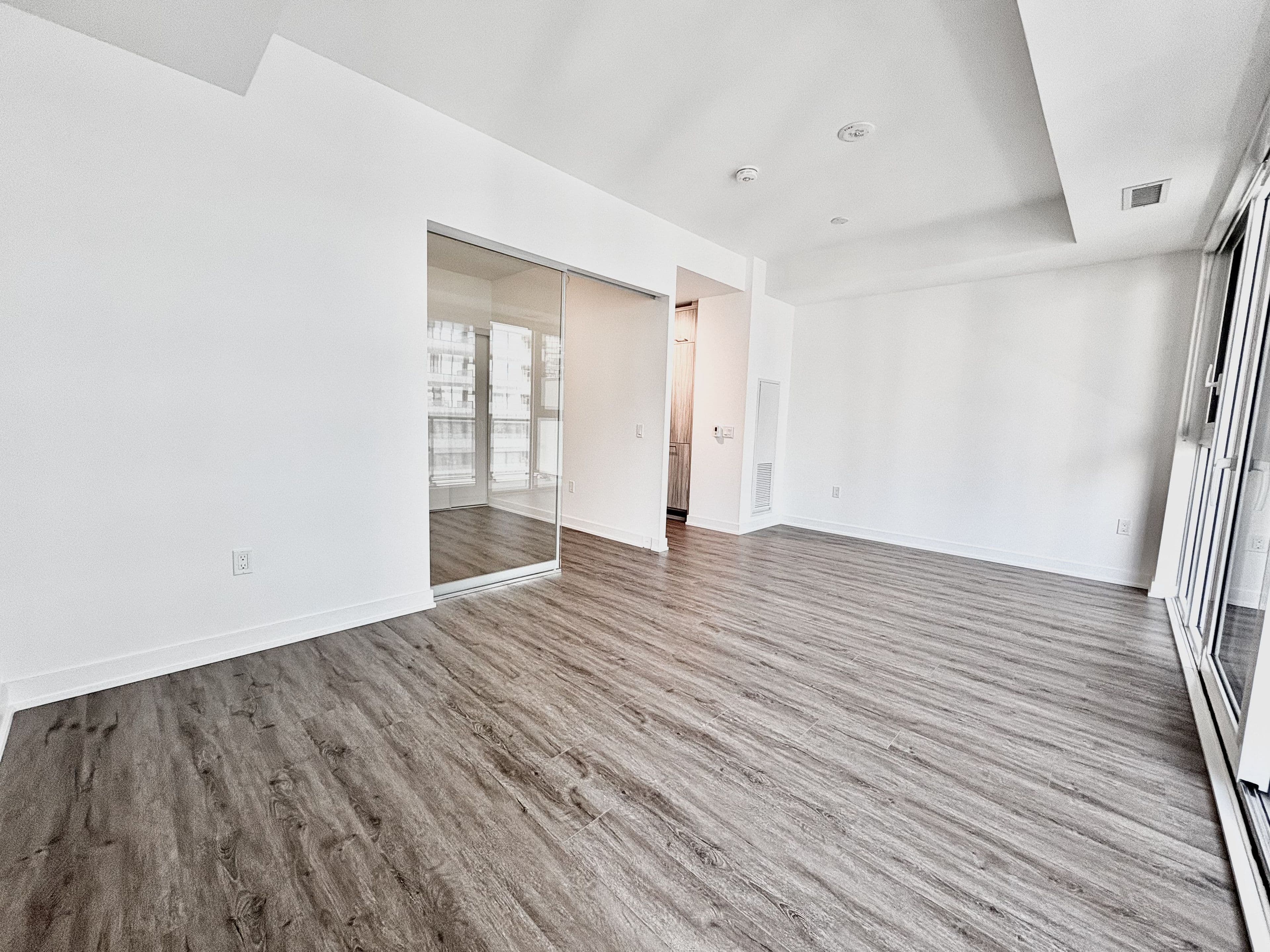 634 Church Street 2302, Toronto C08, ON M4Y 2G3