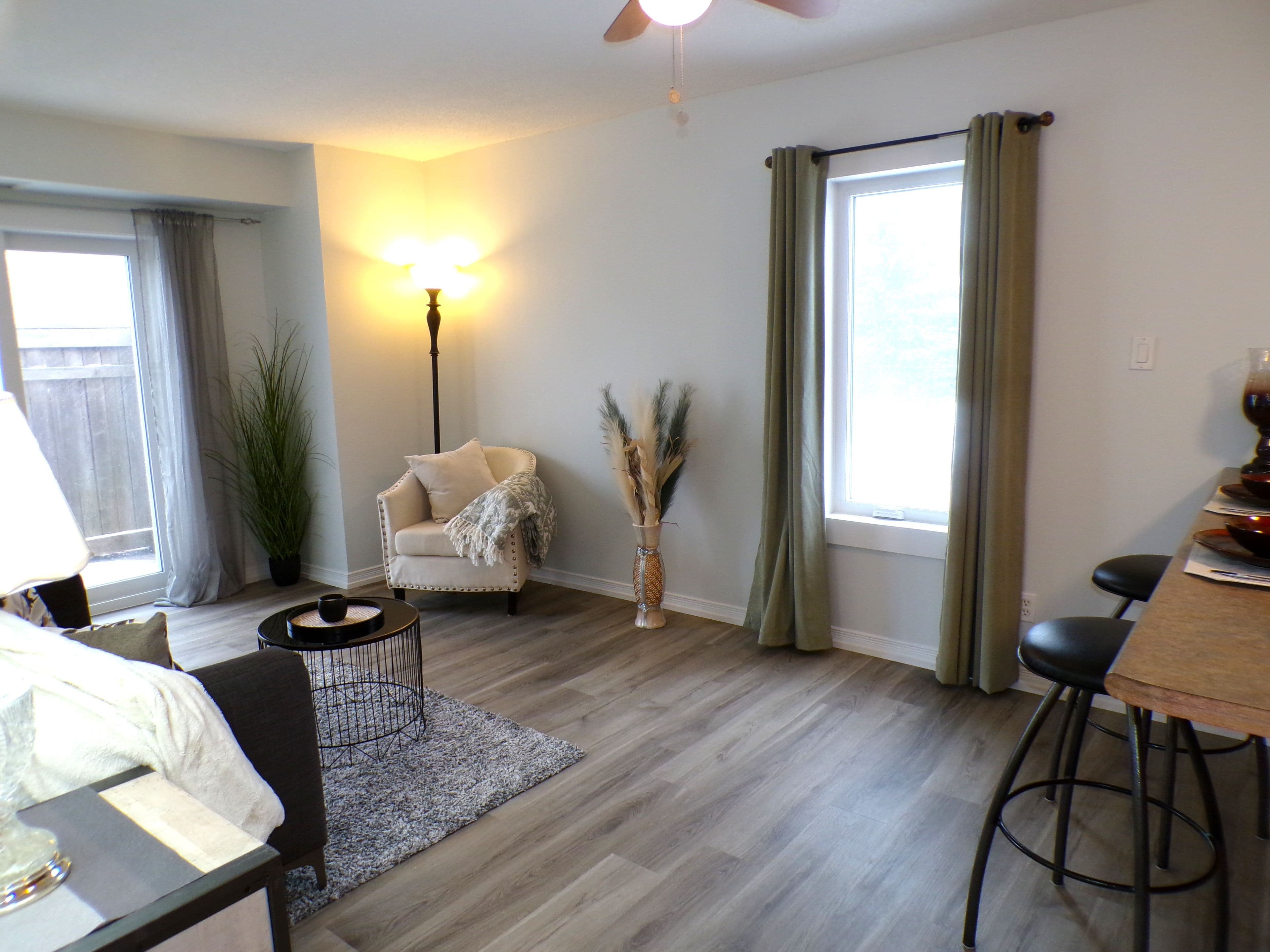 94 Aspen Springs Drive 106, Clarington, ON L1C 5N4