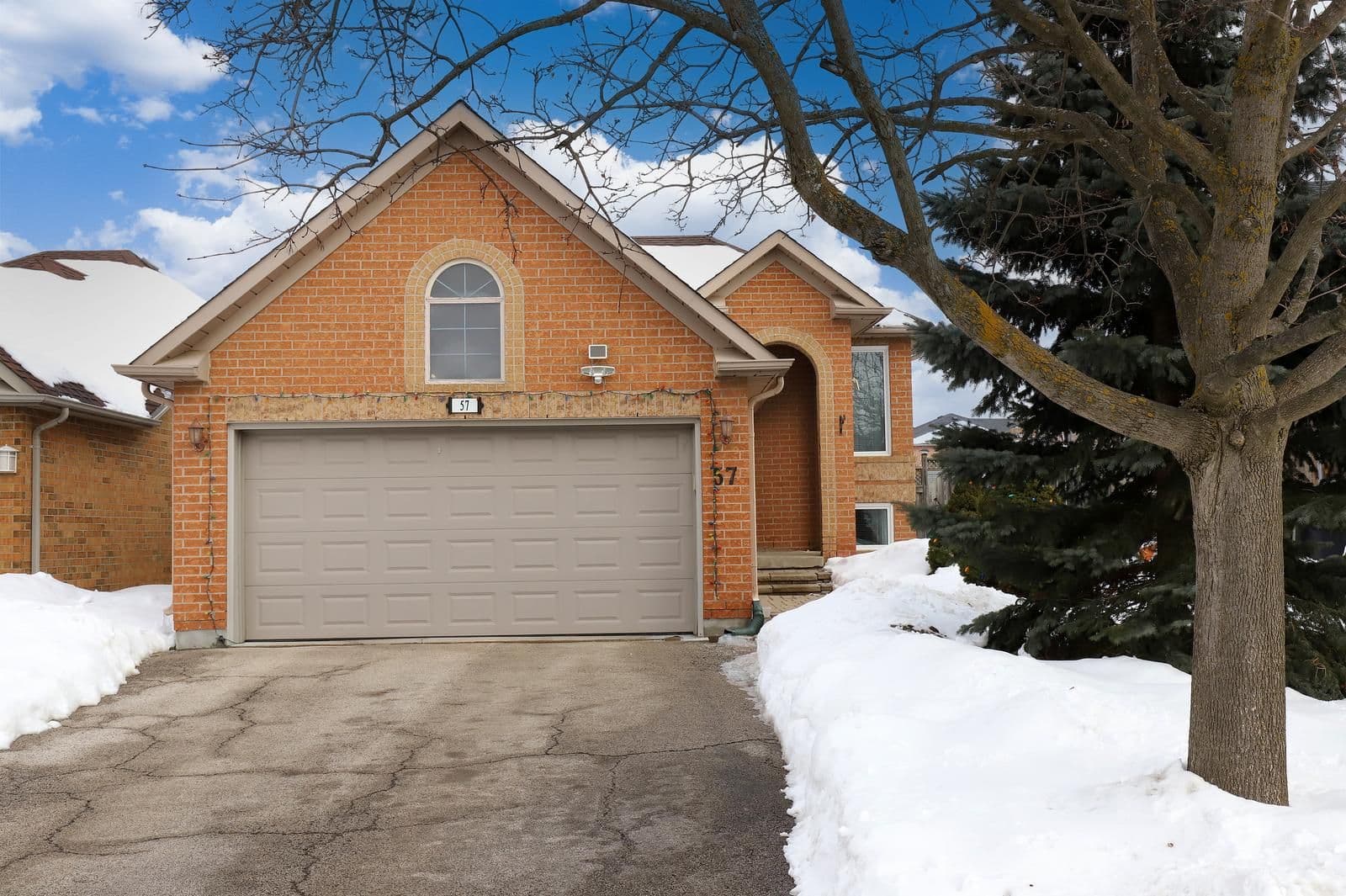 57 Royal Orchard Drive, Brampton, ON L6X 4M5