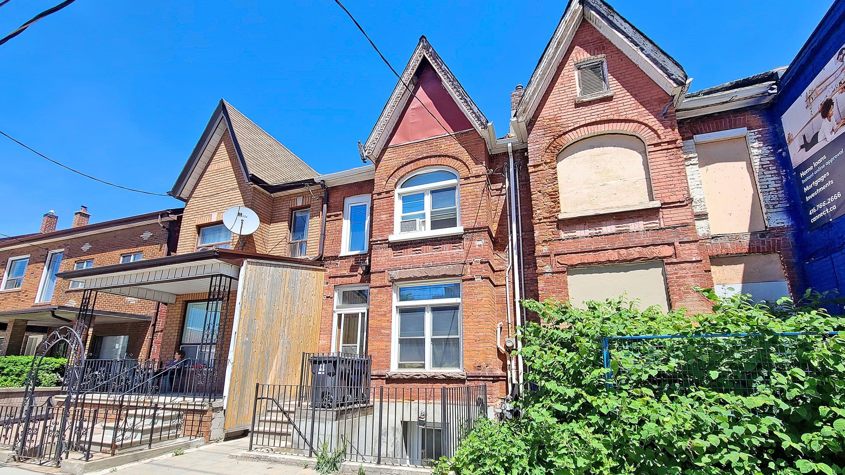 41 Gladstone Avenue Lower, Toronto C01, ON M6K 3K7