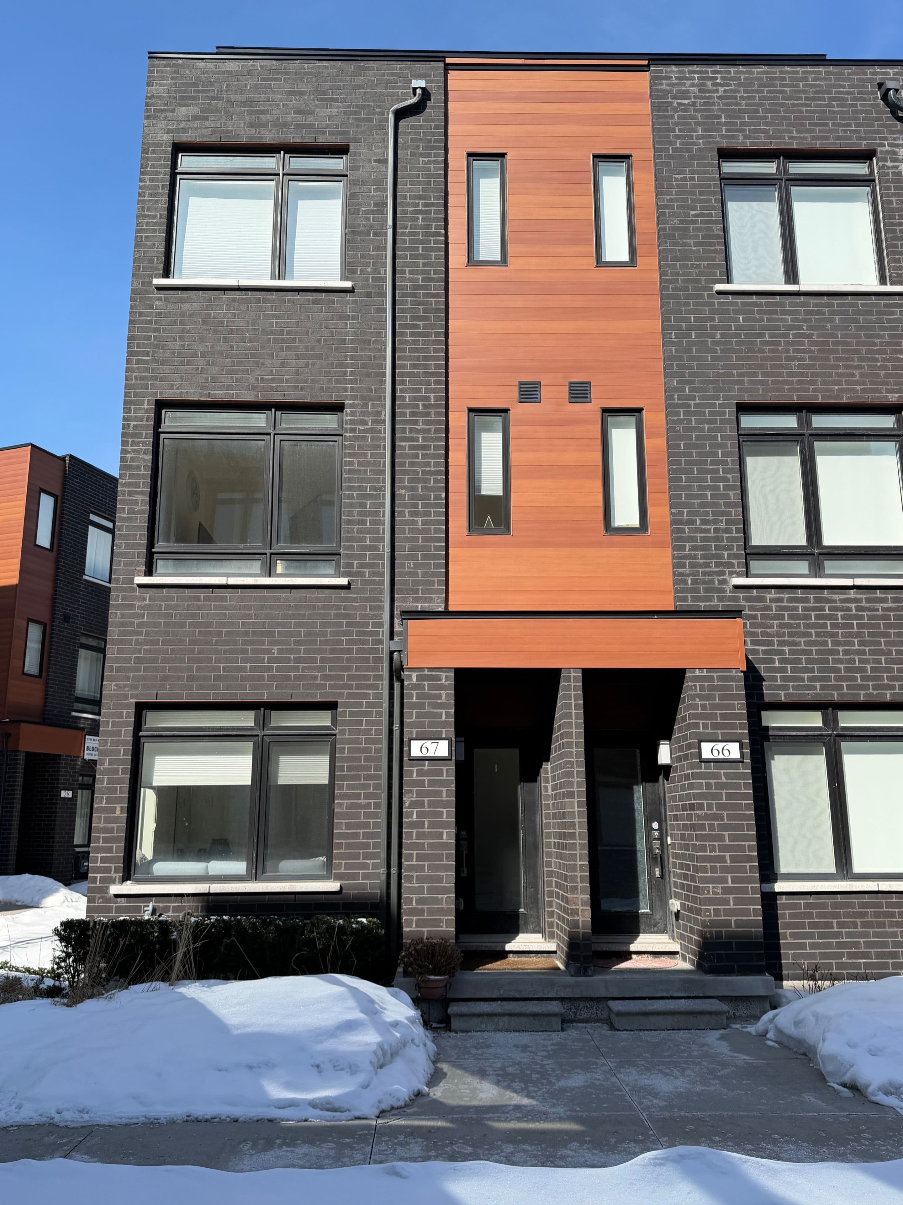 370B Red Maple Road 67, Richmond Hill, ON L4C 6P5